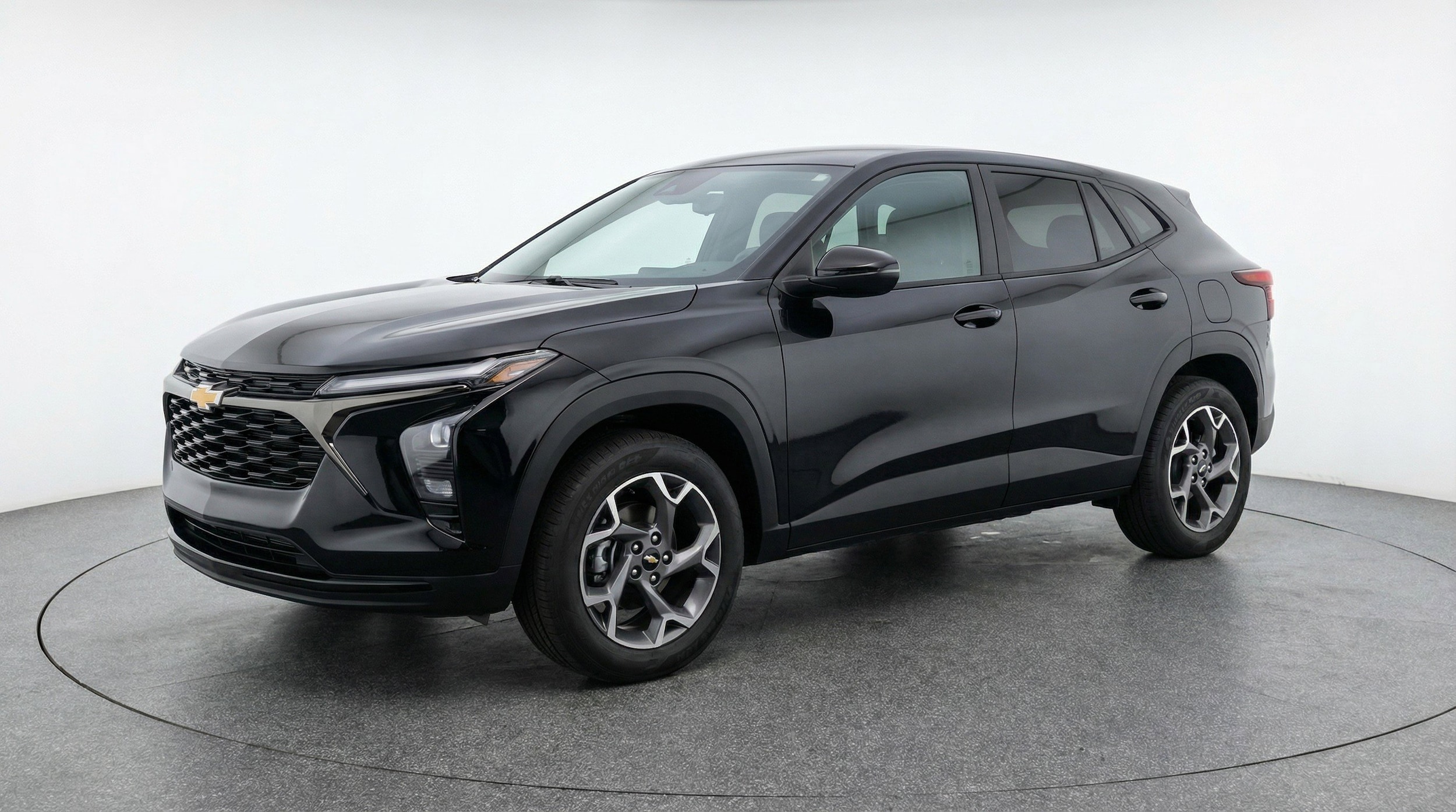 Thumbnail: 2025 Chevrolet Trax - 3