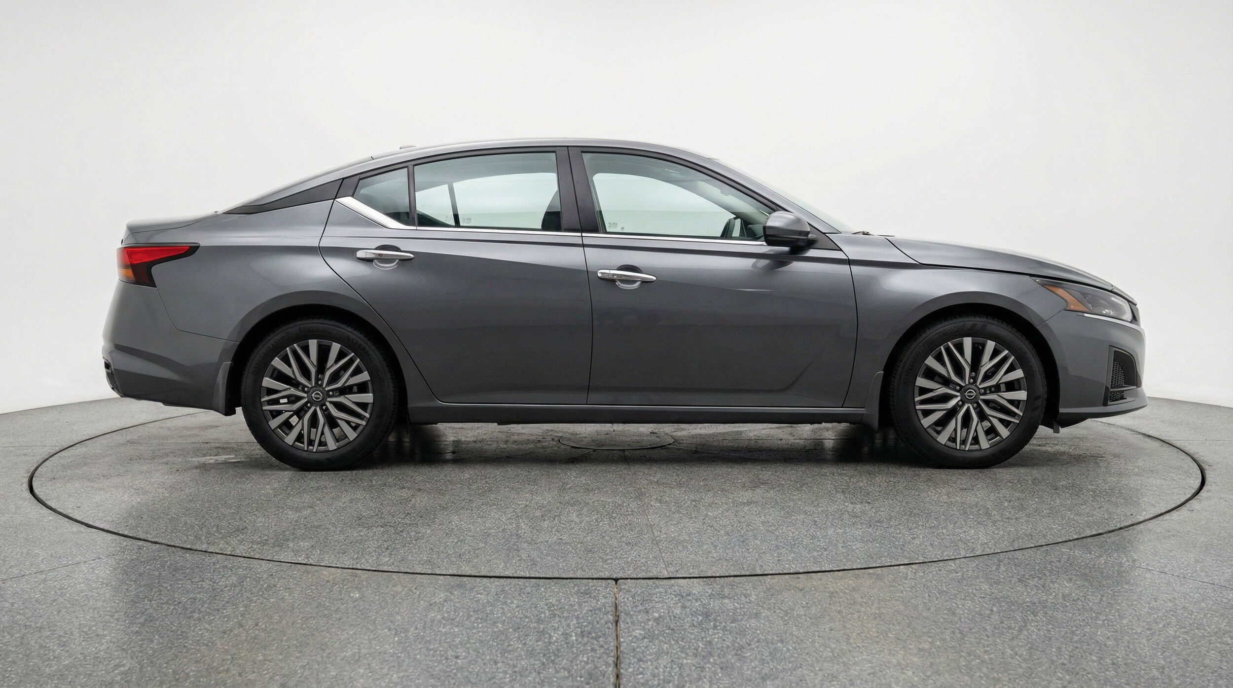 Thumbnail: 2025 Nissan Altima - 11