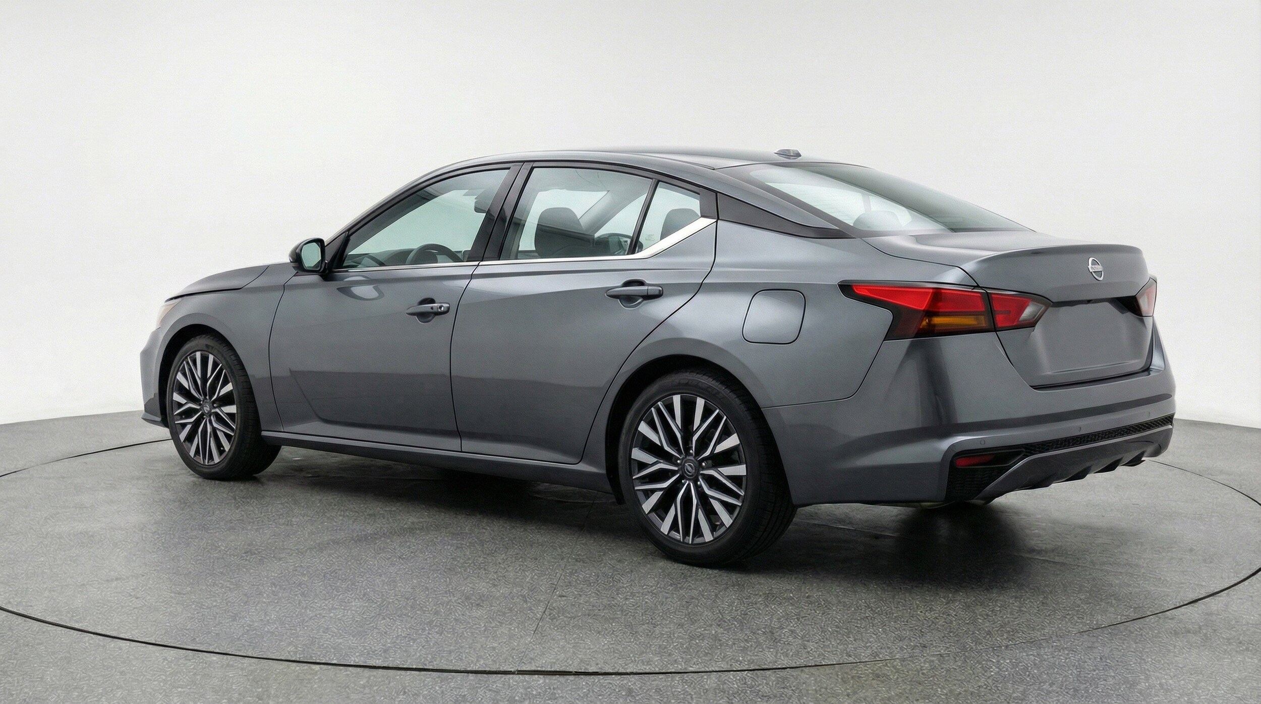 Thumbnail: 2025 Nissan Altima - 6