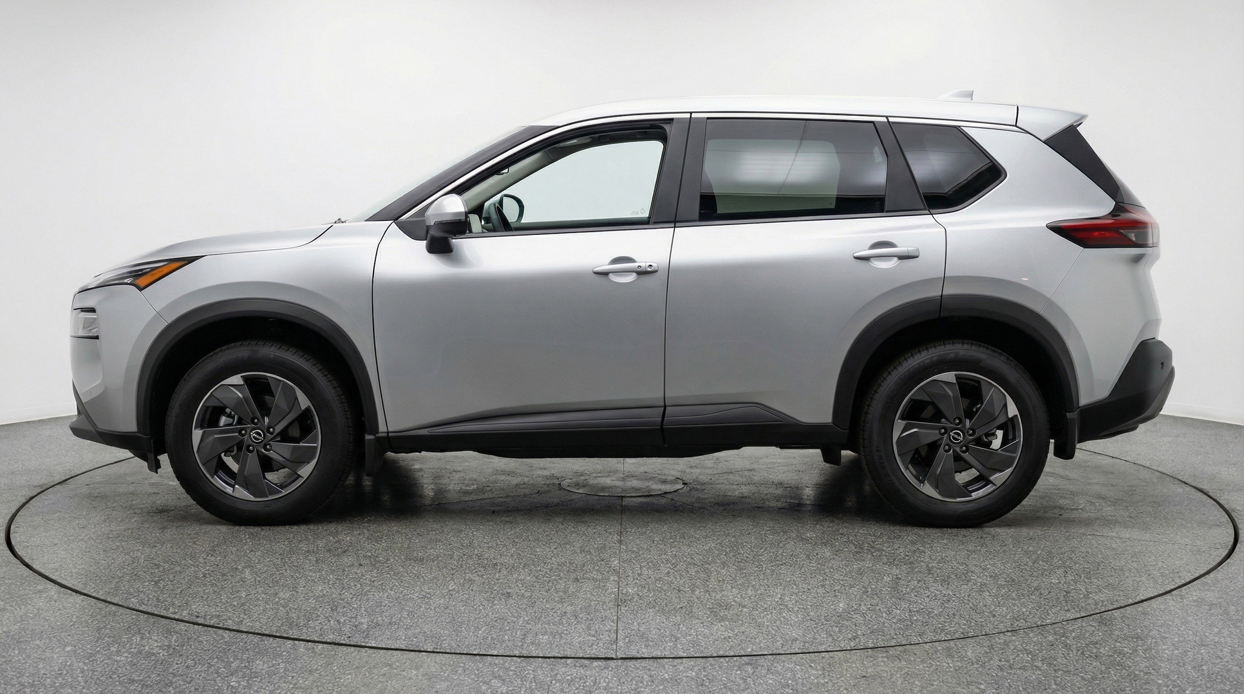 Thumbnail: 2025 Nissan Rogue - 5