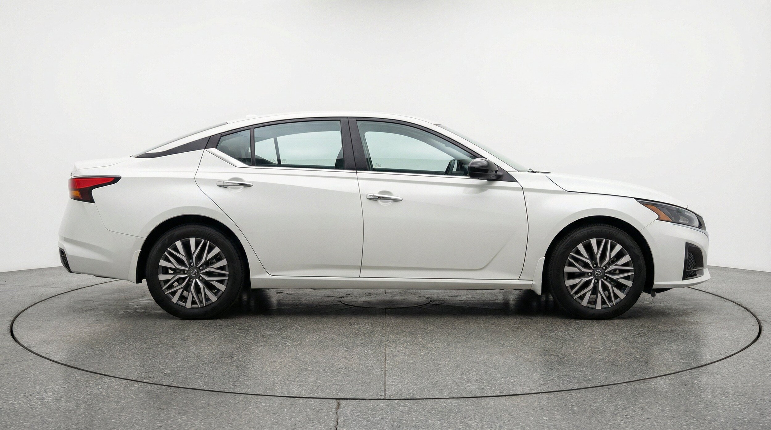 Thumbnail: 2025 Nissan Altima - 11