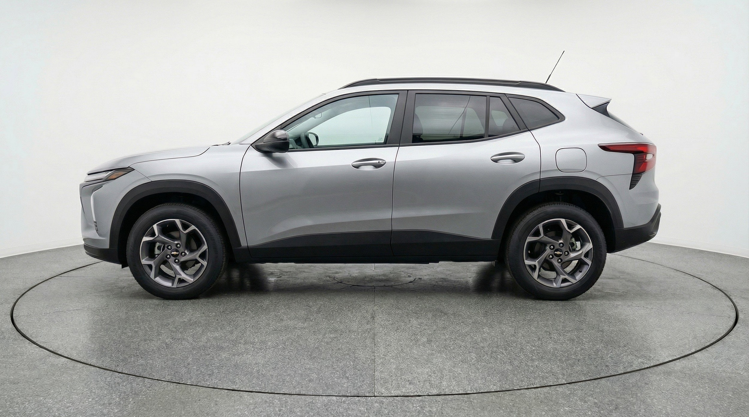 Thumbnail: 2025 Chevrolet Trax - 5