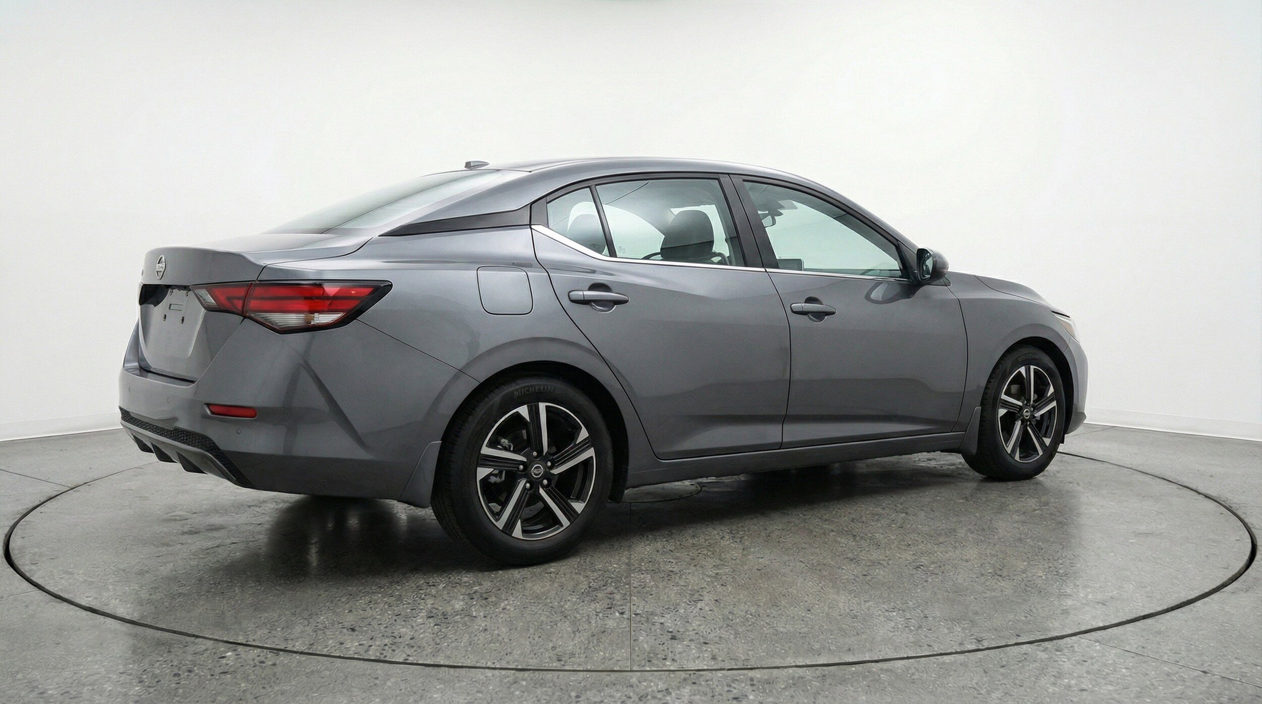 Thumbnail: 2025 Nissan Sentra - 9