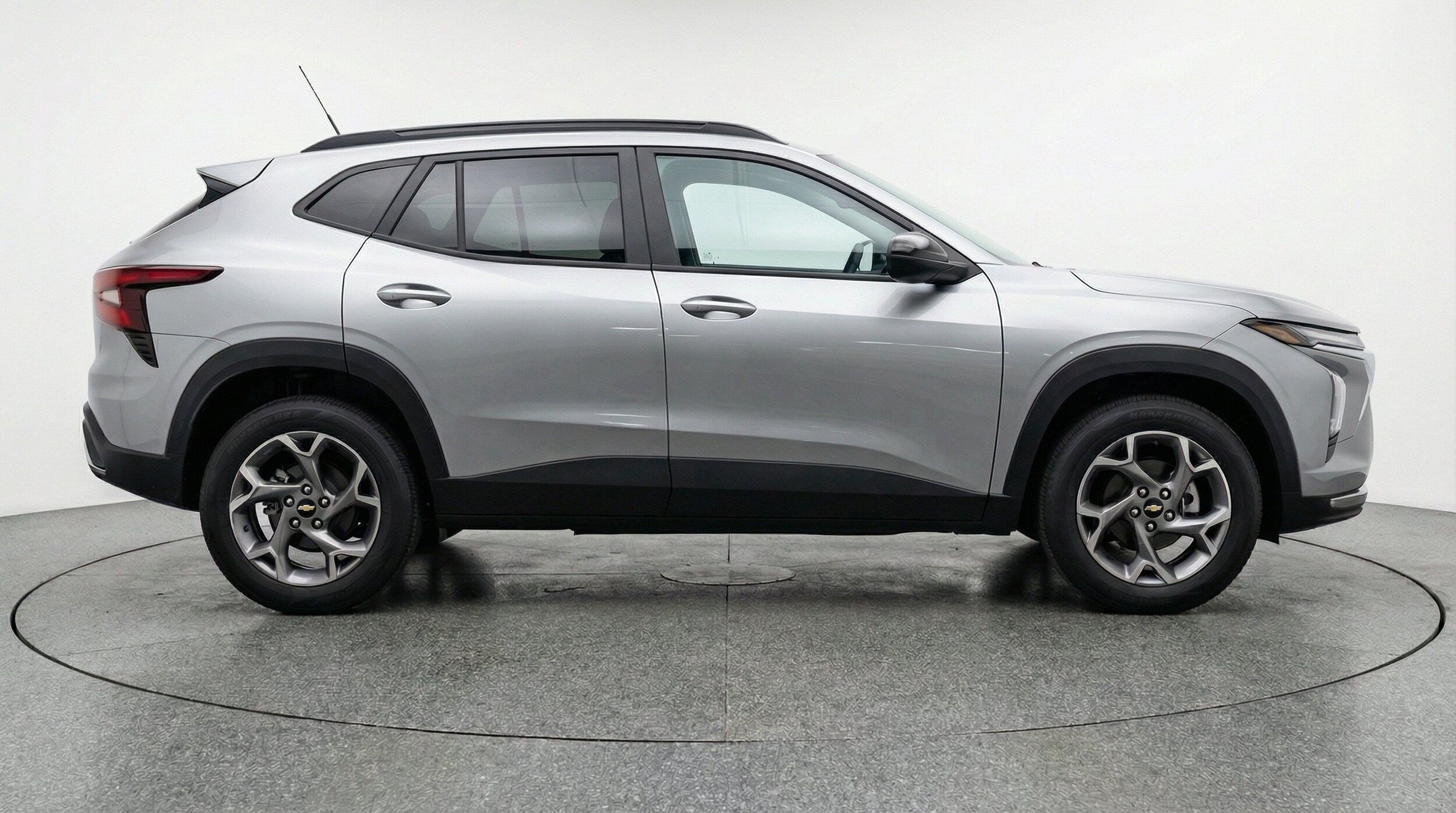 Thumbnail: 2025 Chevrolet Trax - 11