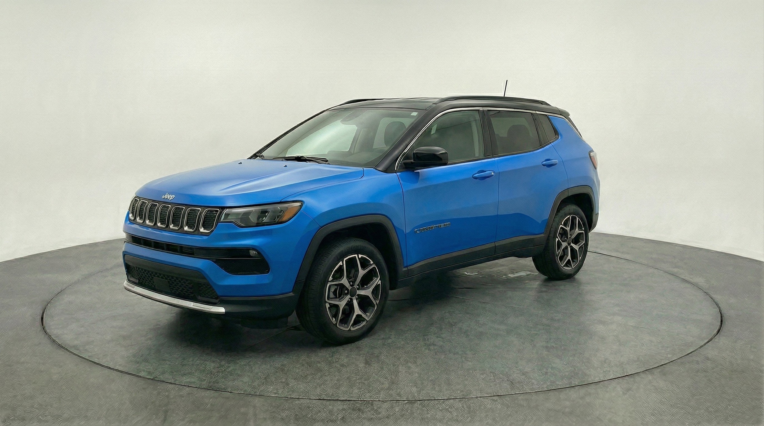 Thumbnail: 2025 Jeep Compass - 3