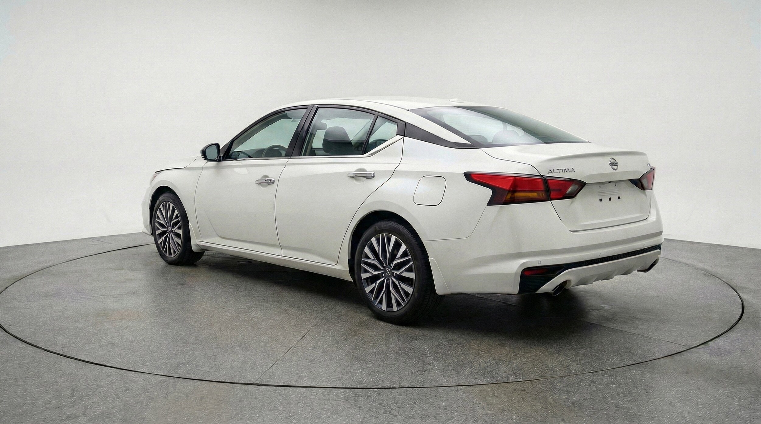 Thumbnail: 2025 Nissan Altima - 6