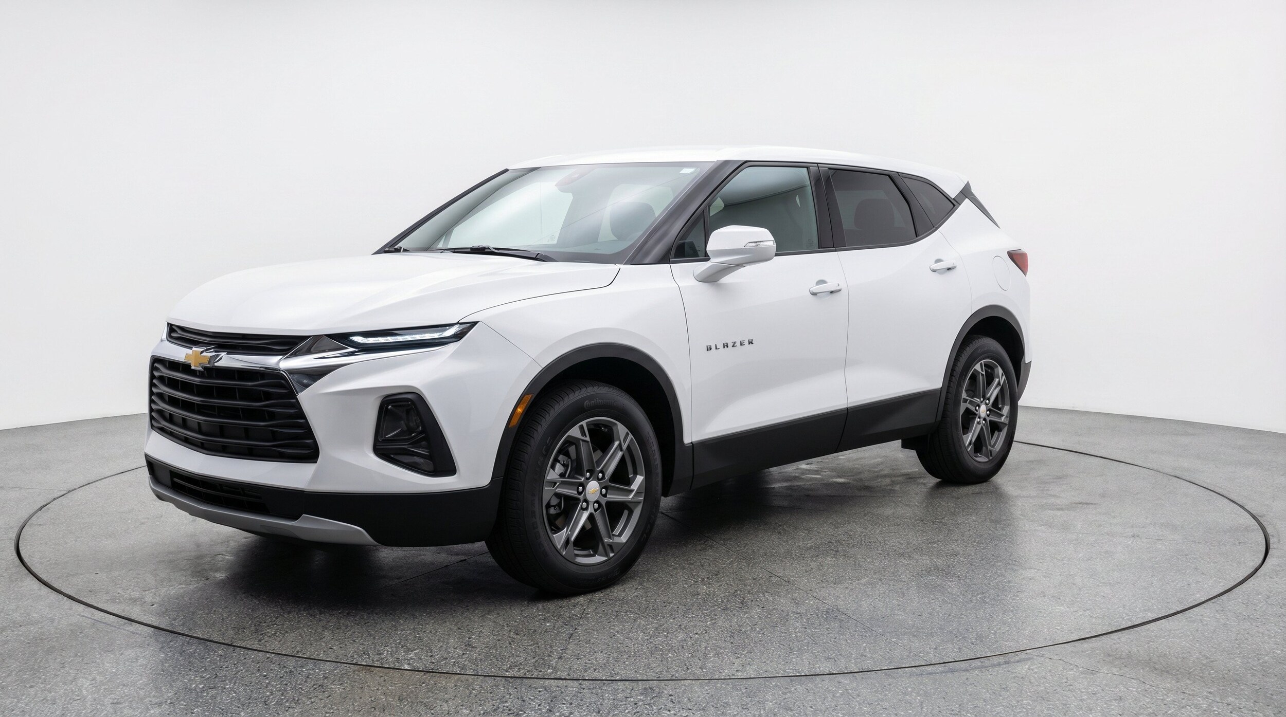 Thumbnail: 2026 Chevrolet Blazer - 3