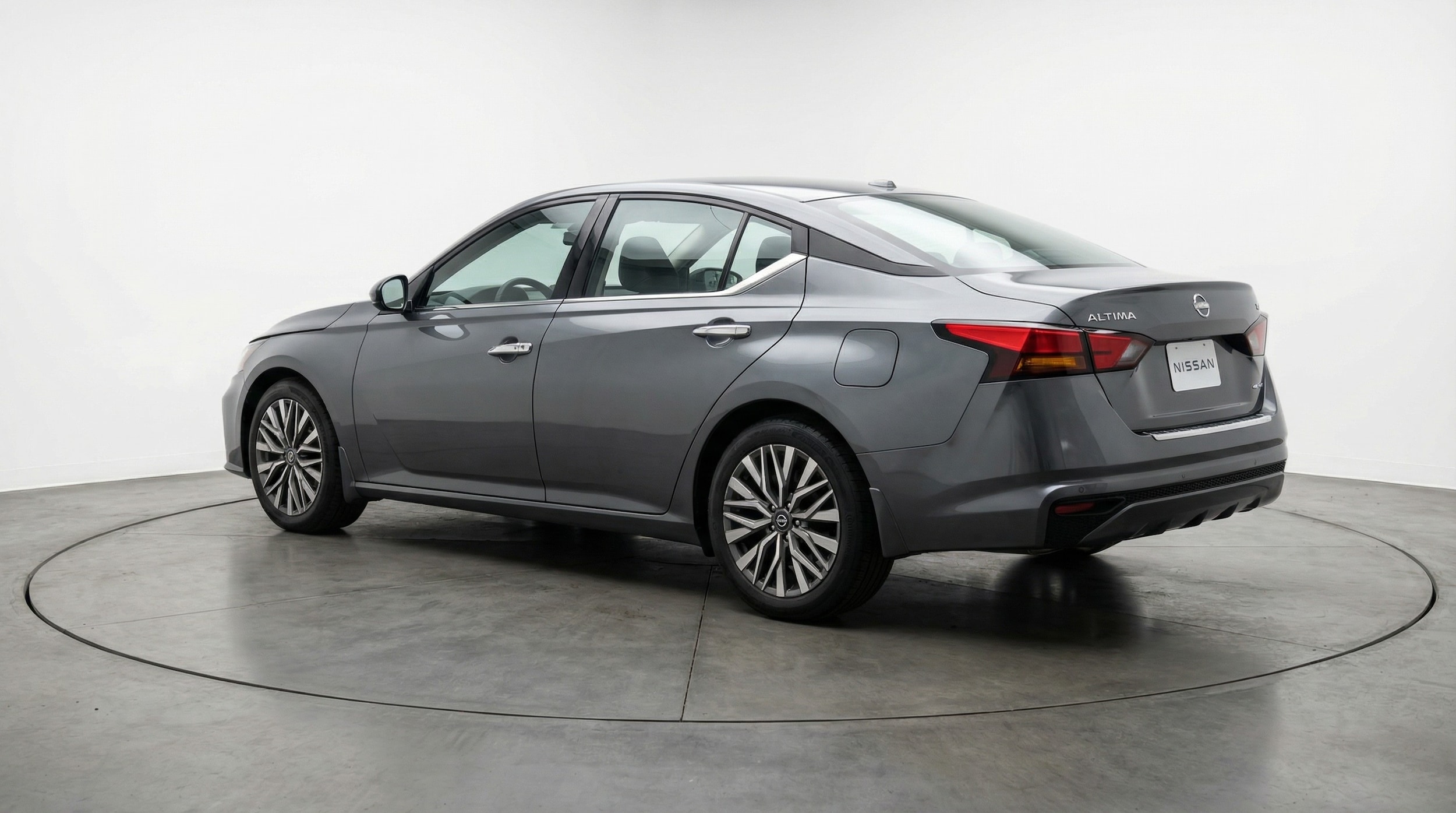 Thumbnail: 2025 Nissan Altima - 5