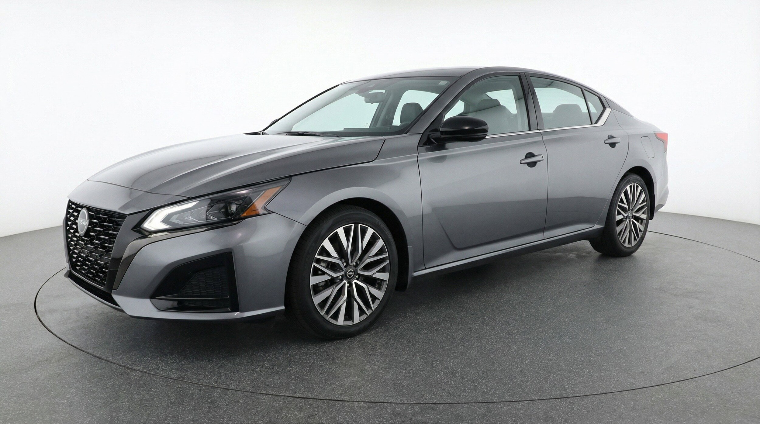 Thumbnail: 2025 Nissan Altima - 3