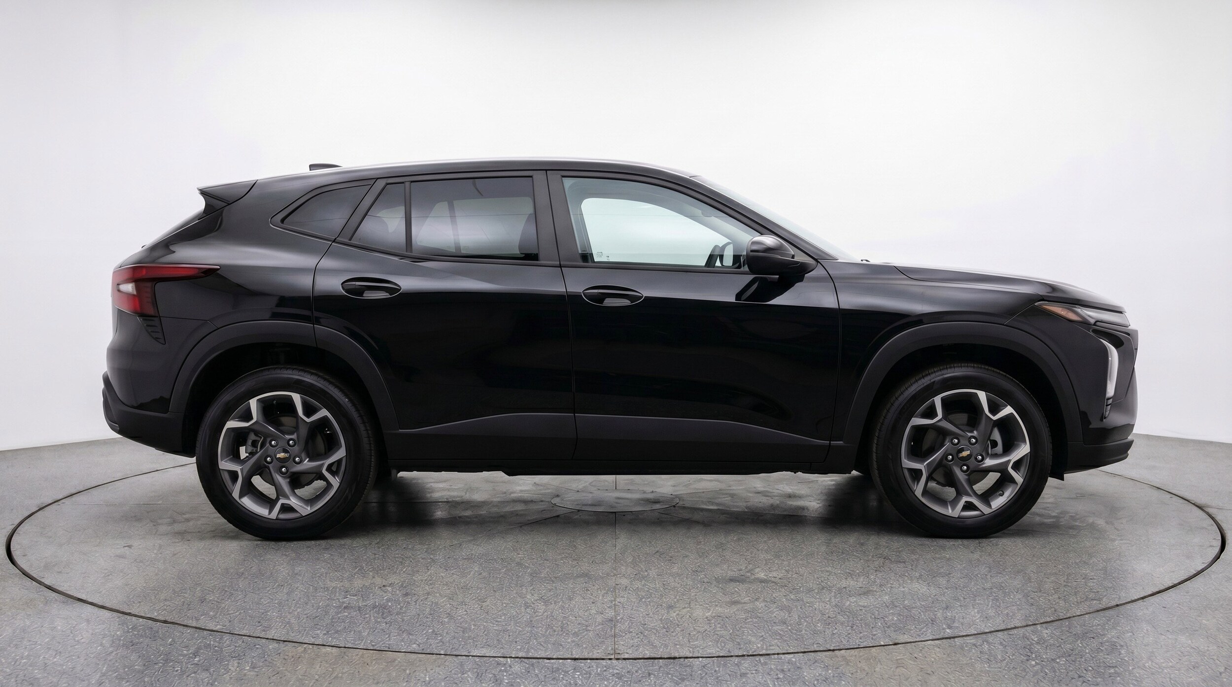 Thumbnail: 2025 Chevrolet Trax - 11