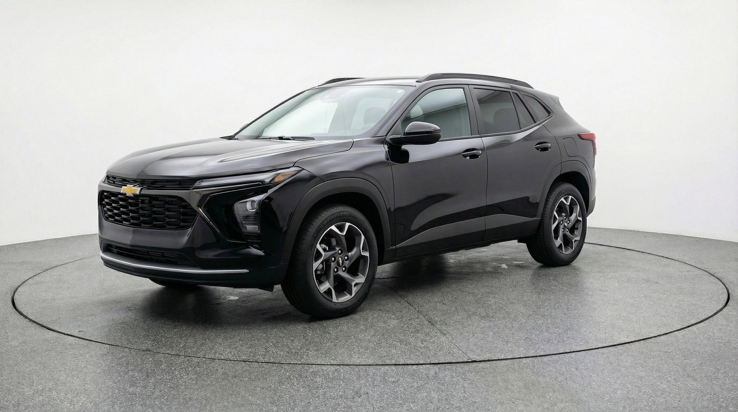 Thumbnail: 2025 Chevrolet Trax - 3