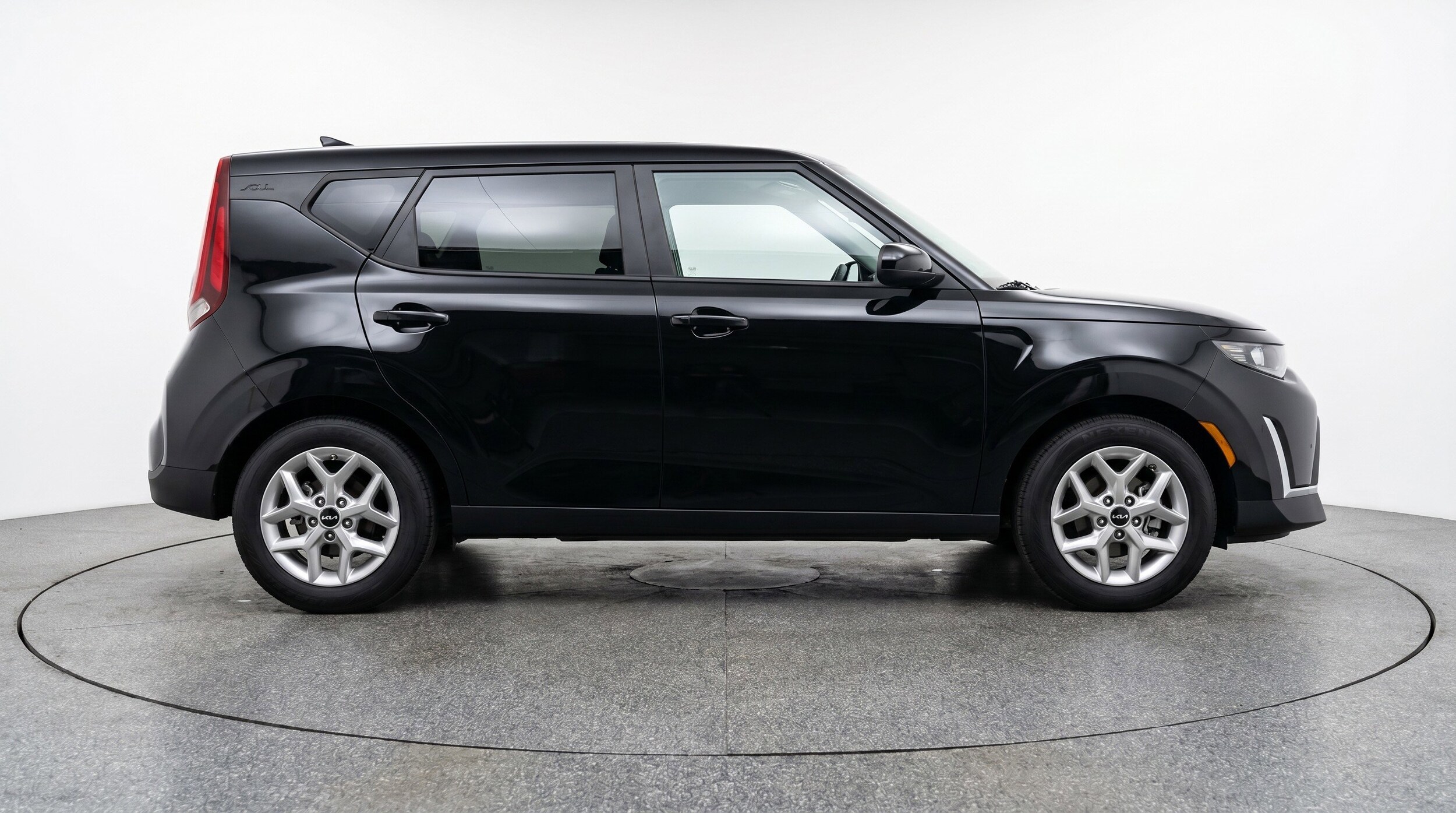 Thumbnail: 2025 Kia Soul - 11