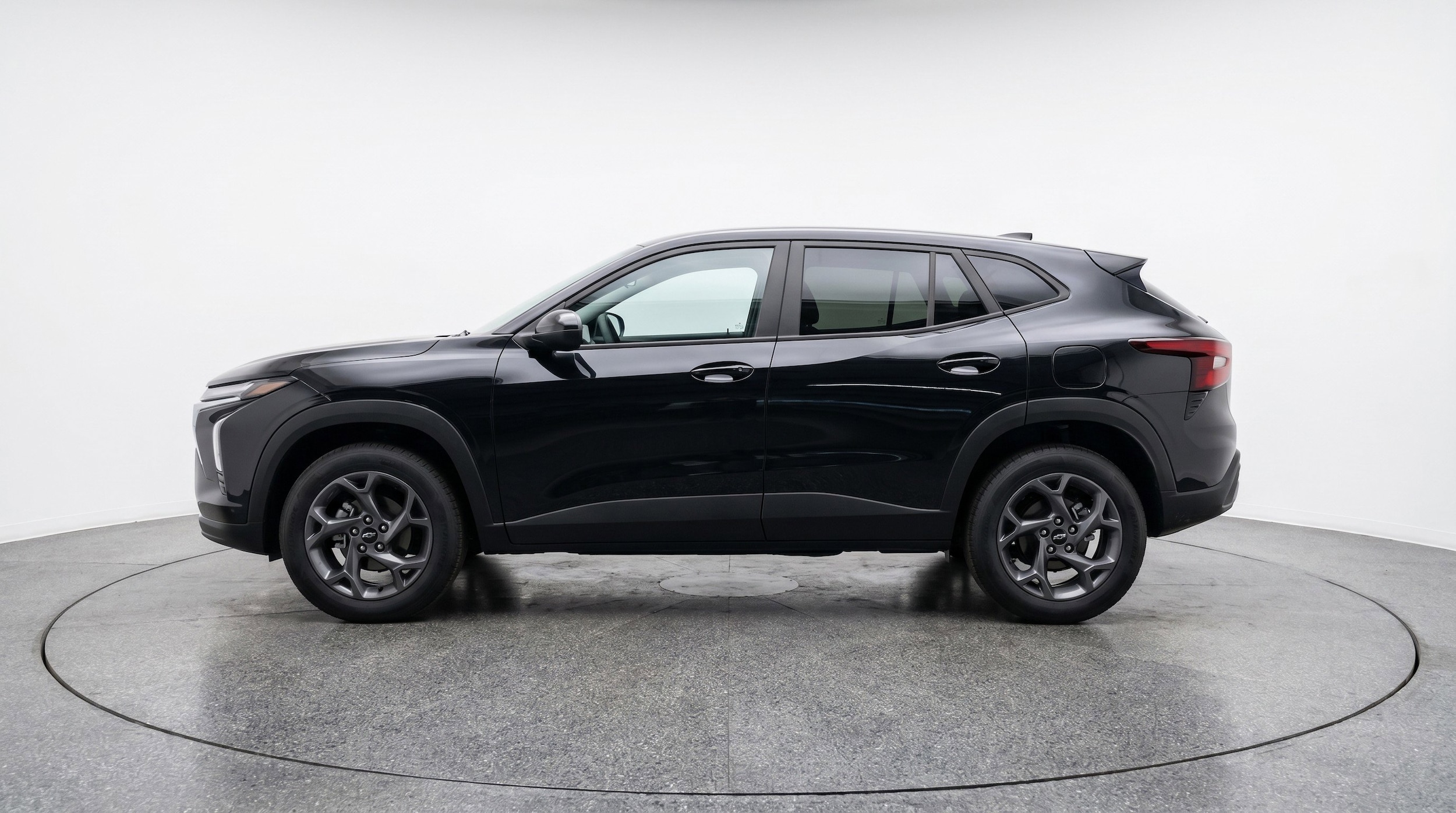 Thumbnail: 2025 Chevrolet Trax - 5