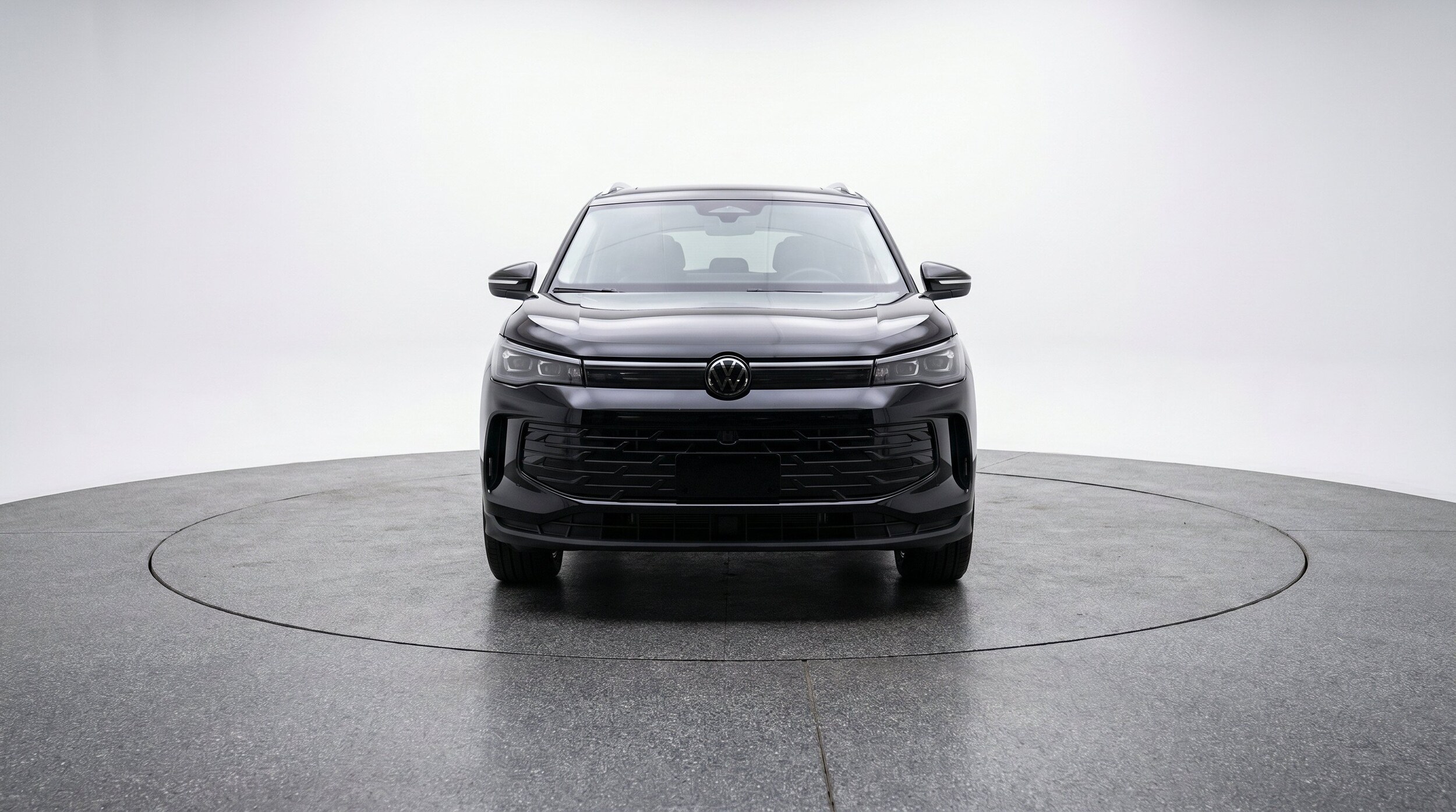 Thumbnail: 2026 Volkswagen Tiguan - 2