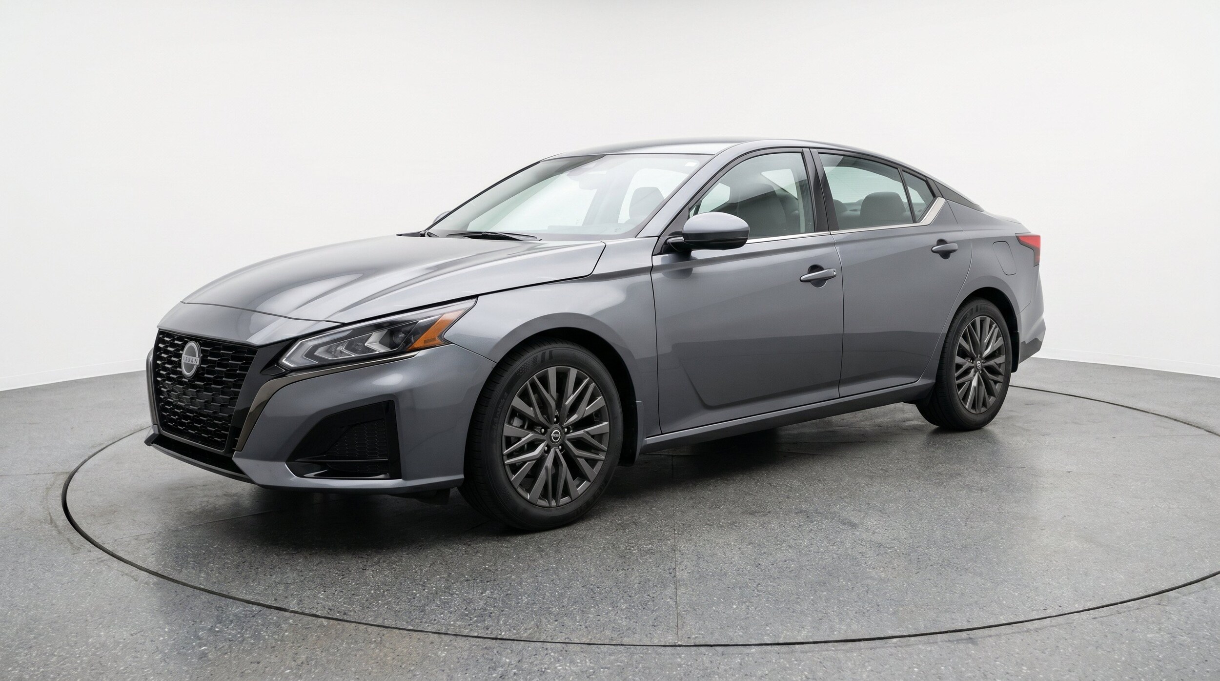 Thumbnail: 2025 Nissan Altima - 3