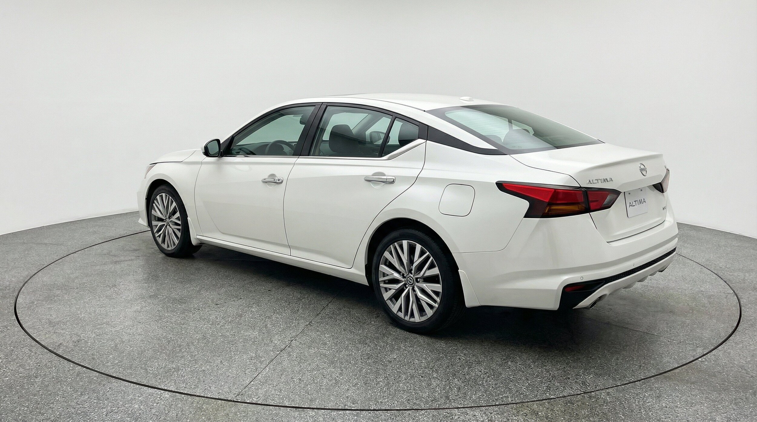 Thumbnail: 2025 Nissan Altima - 6