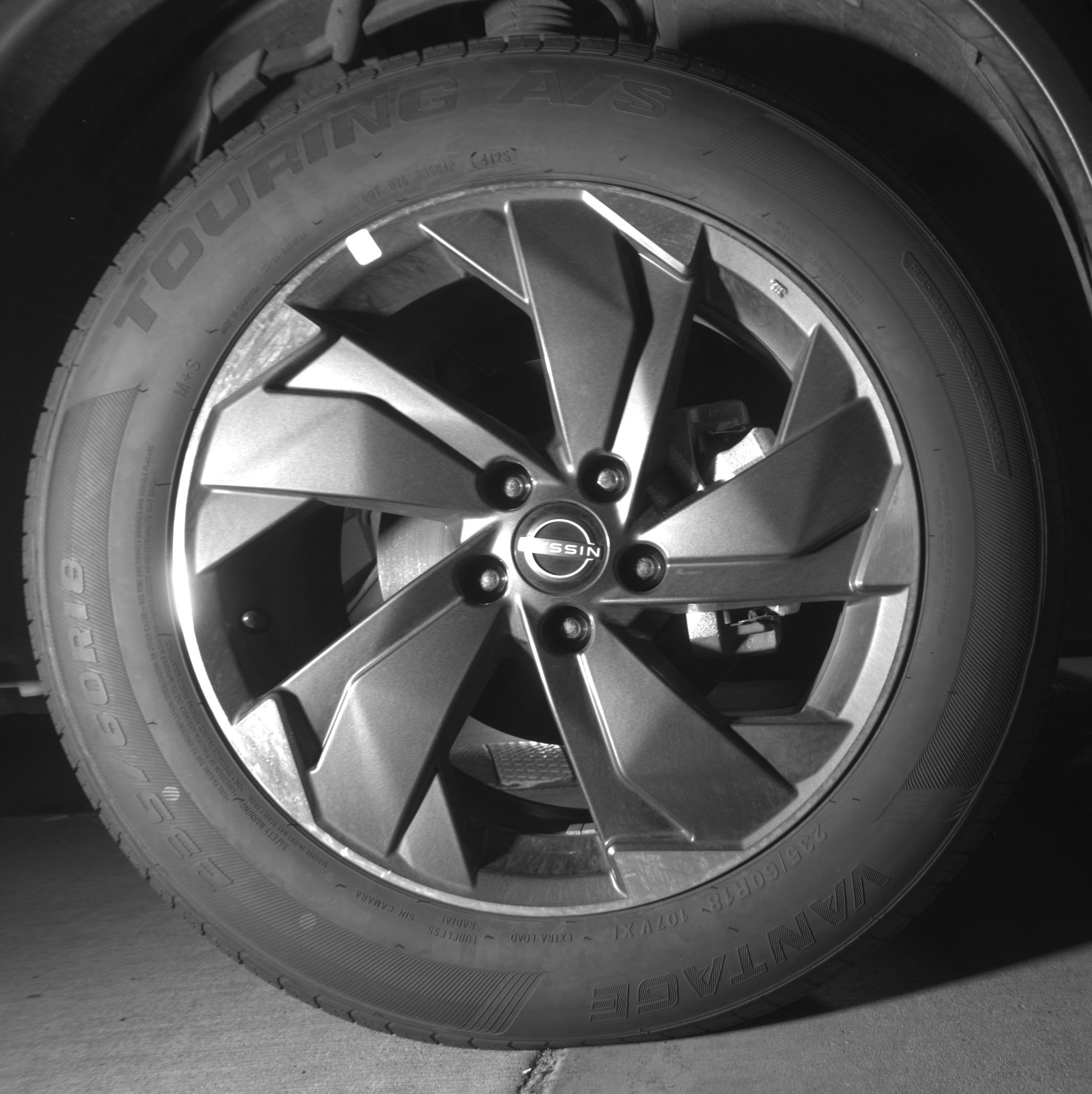 Thumbnail: 2025 Nissan Rogue - 13