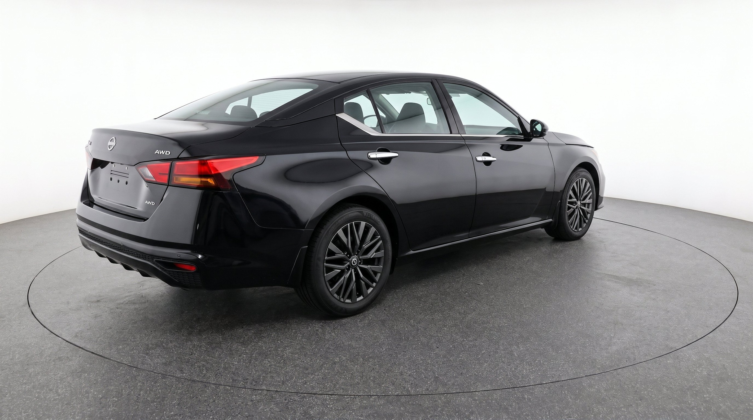 Thumbnail: 2025 Nissan Altima - 9