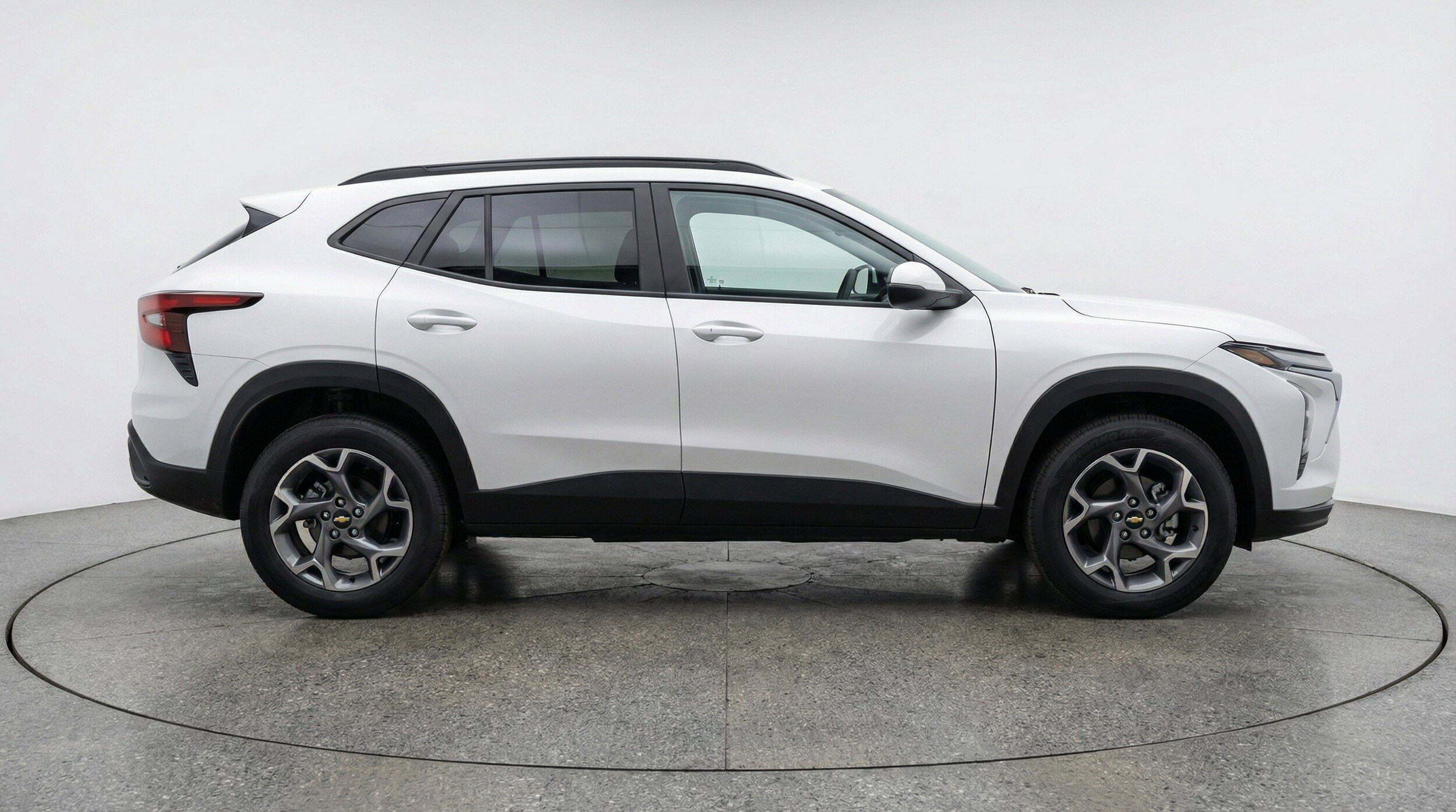 Thumbnail: 2025 Chevrolet Trax - 11
