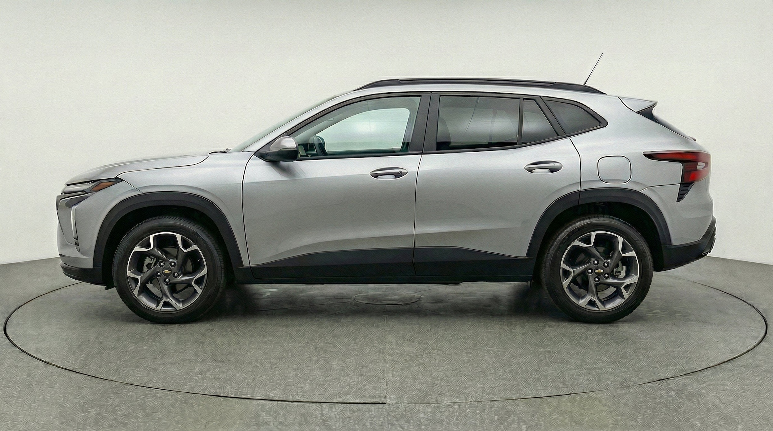 Thumbnail: 2025 Chevrolet Trax - 5