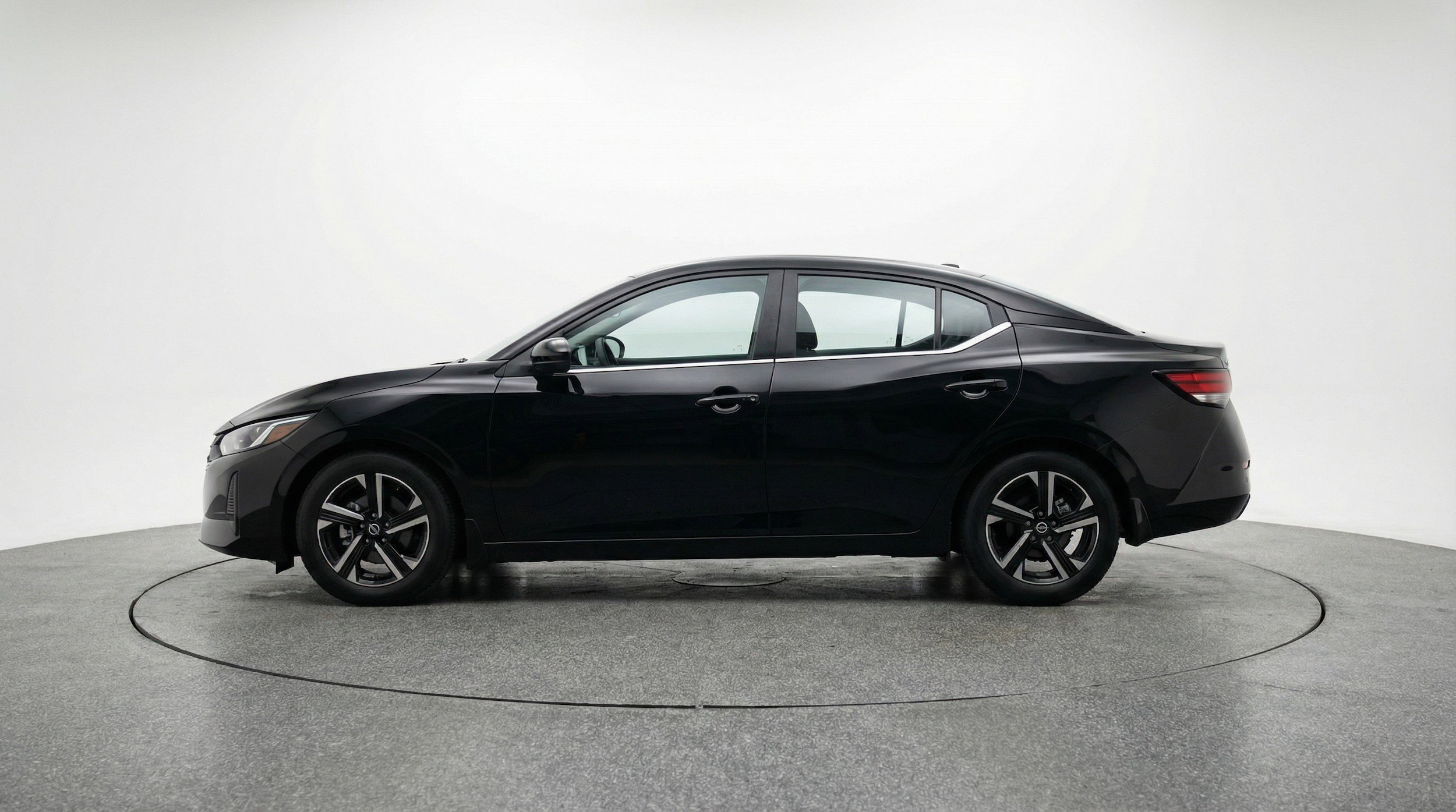 Thumbnail: 2025 Nissan Sentra - 5