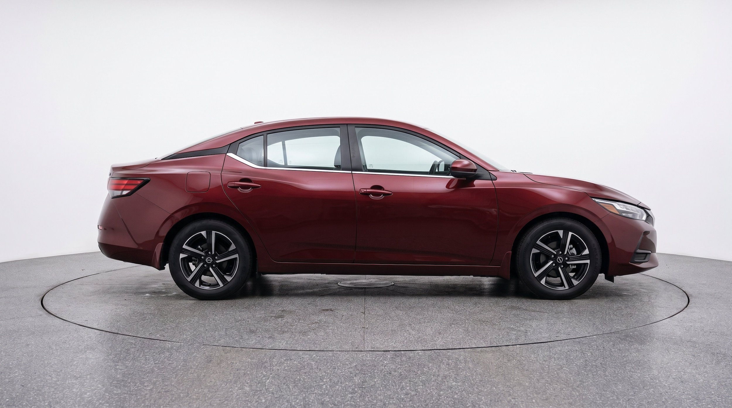 Thumbnail: 2025 Nissan Sentra - 10