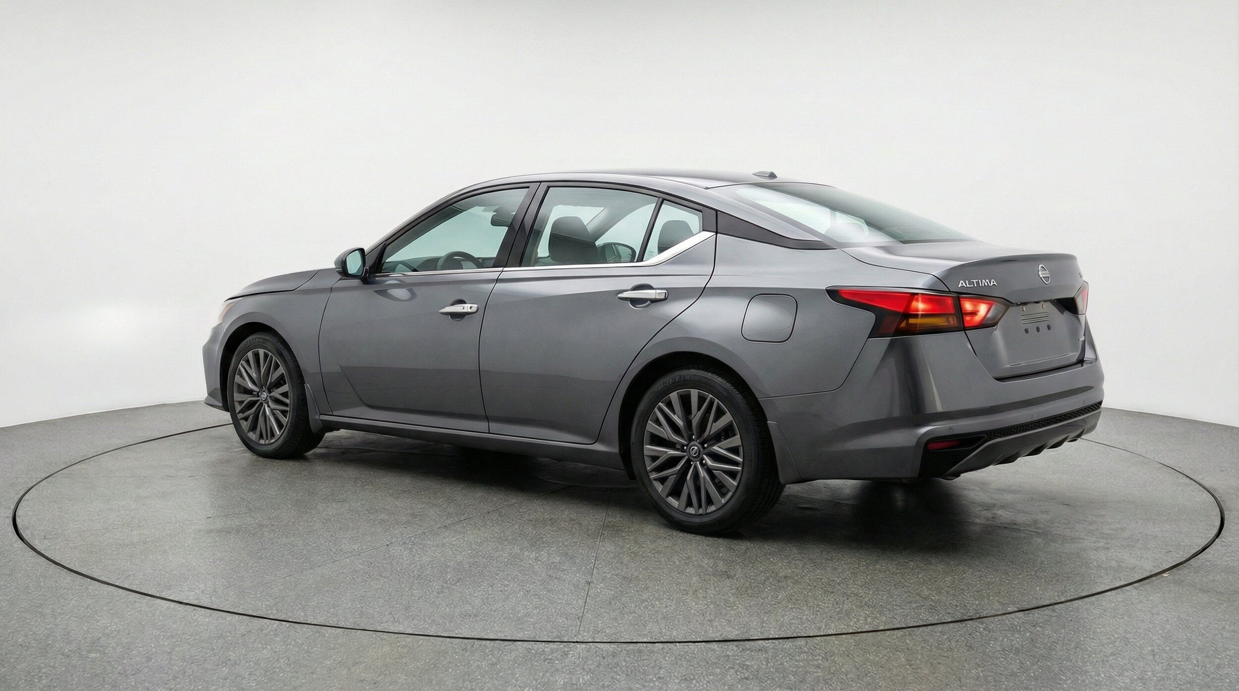 Thumbnail: 2025 Nissan Altima - 6