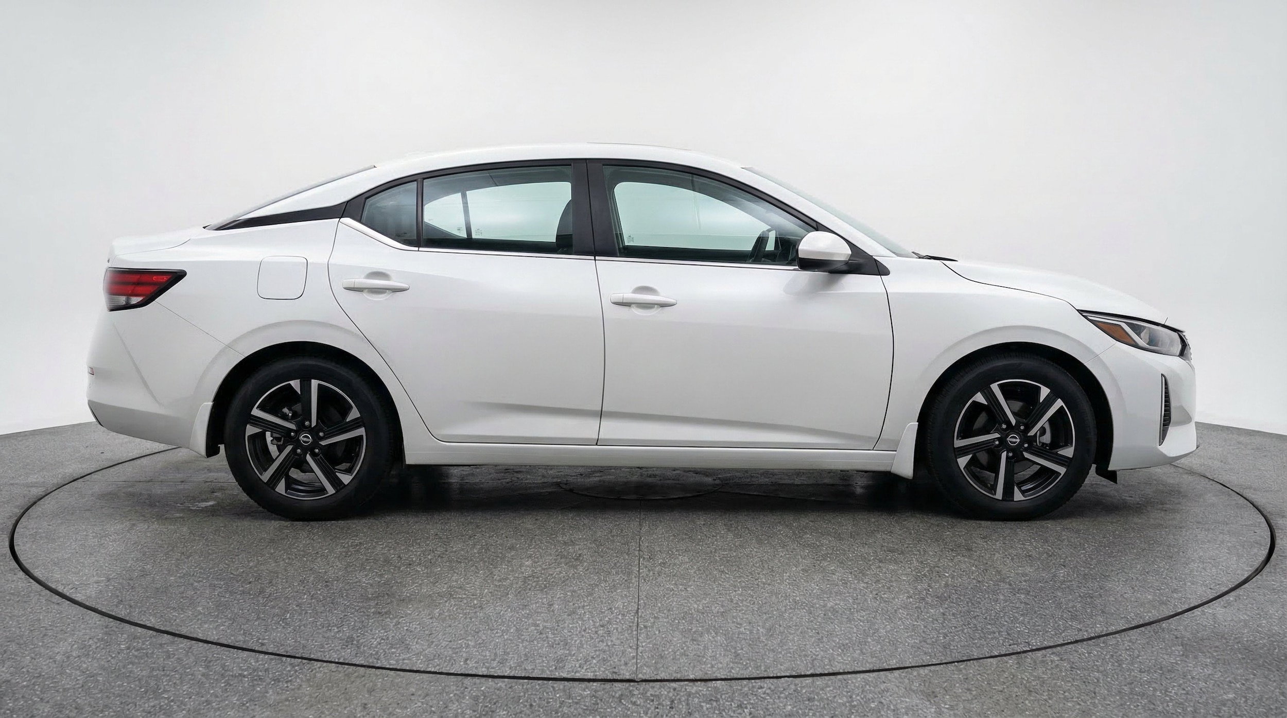 Thumbnail: 2025 Nissan Sentra - 11
