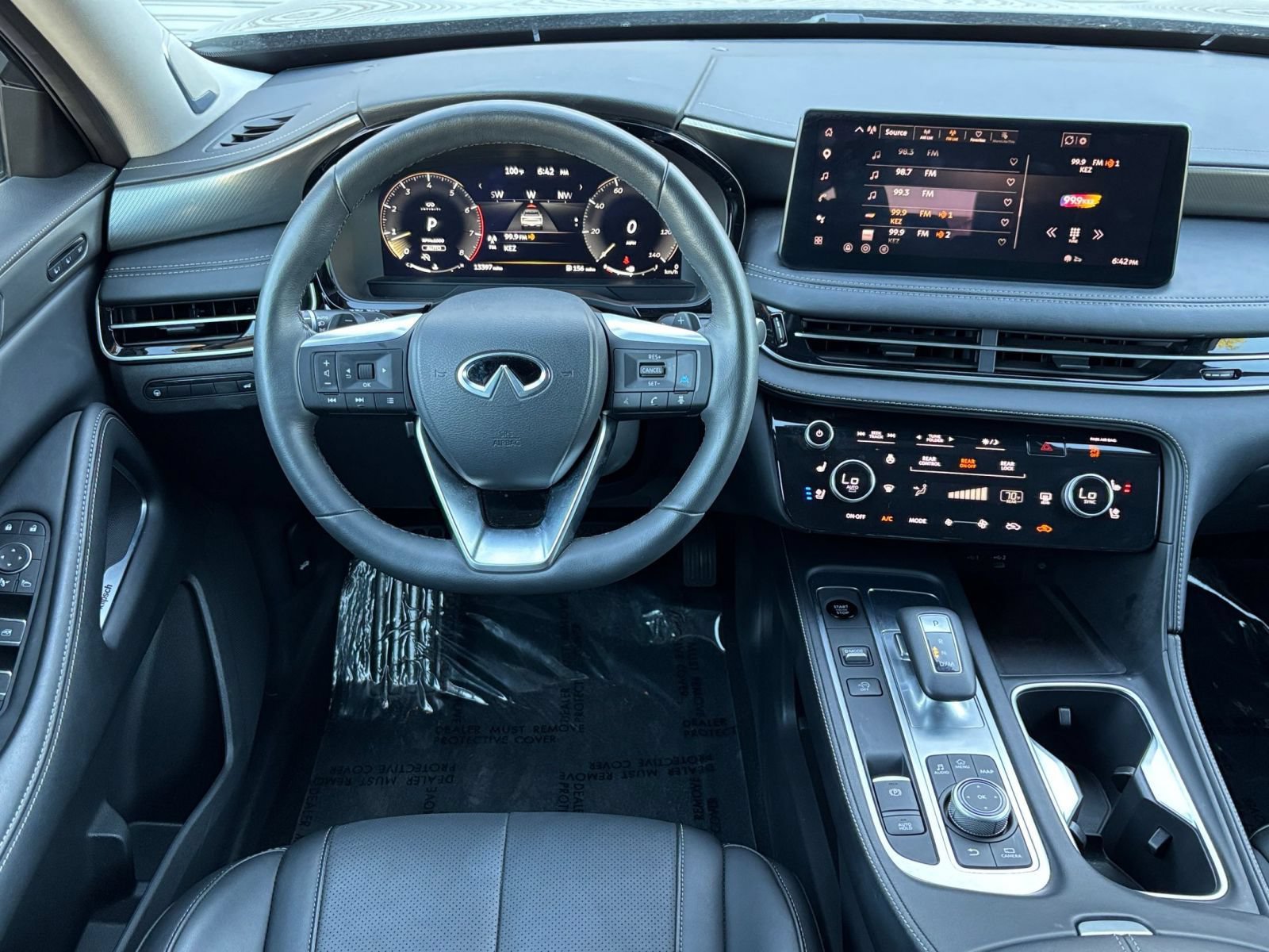 Thumbnail: 2026 INFINITI QX60 - 33