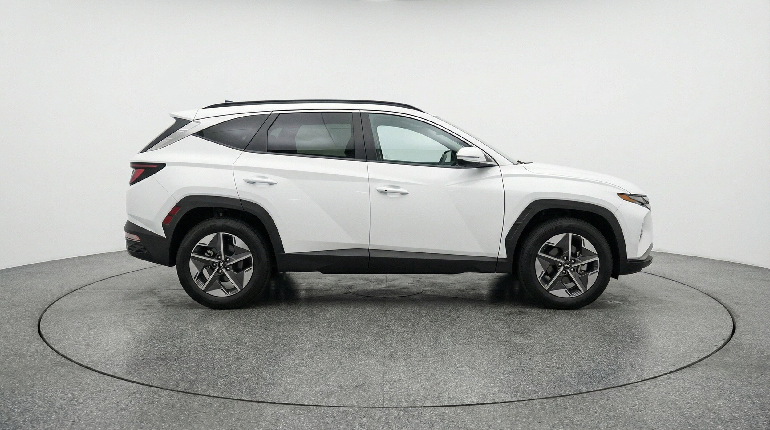 Thumbnail: 2025 Hyundai Tucson - 11