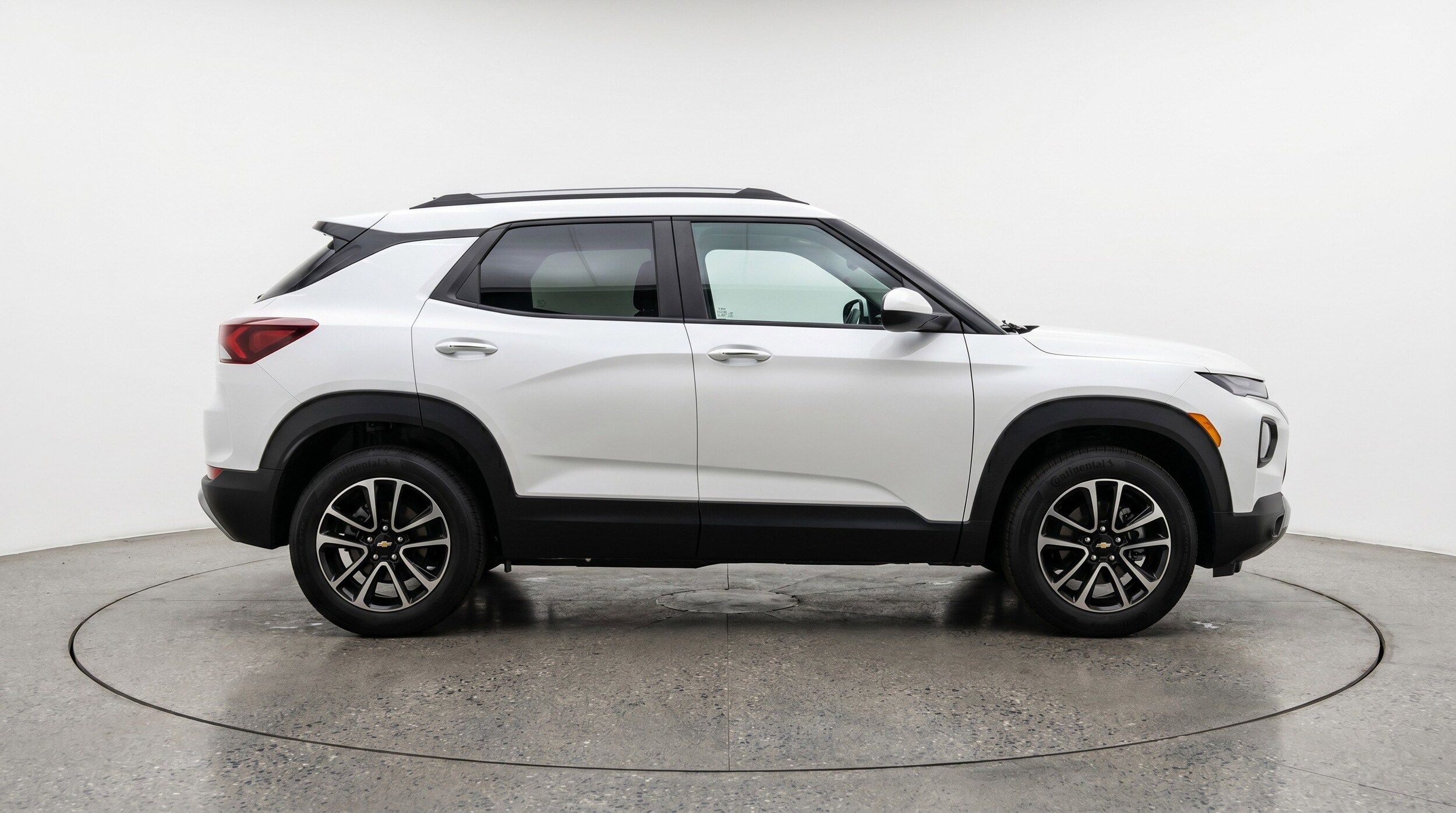 Thumbnail: 2025 Chevrolet TrailBlazer - 11