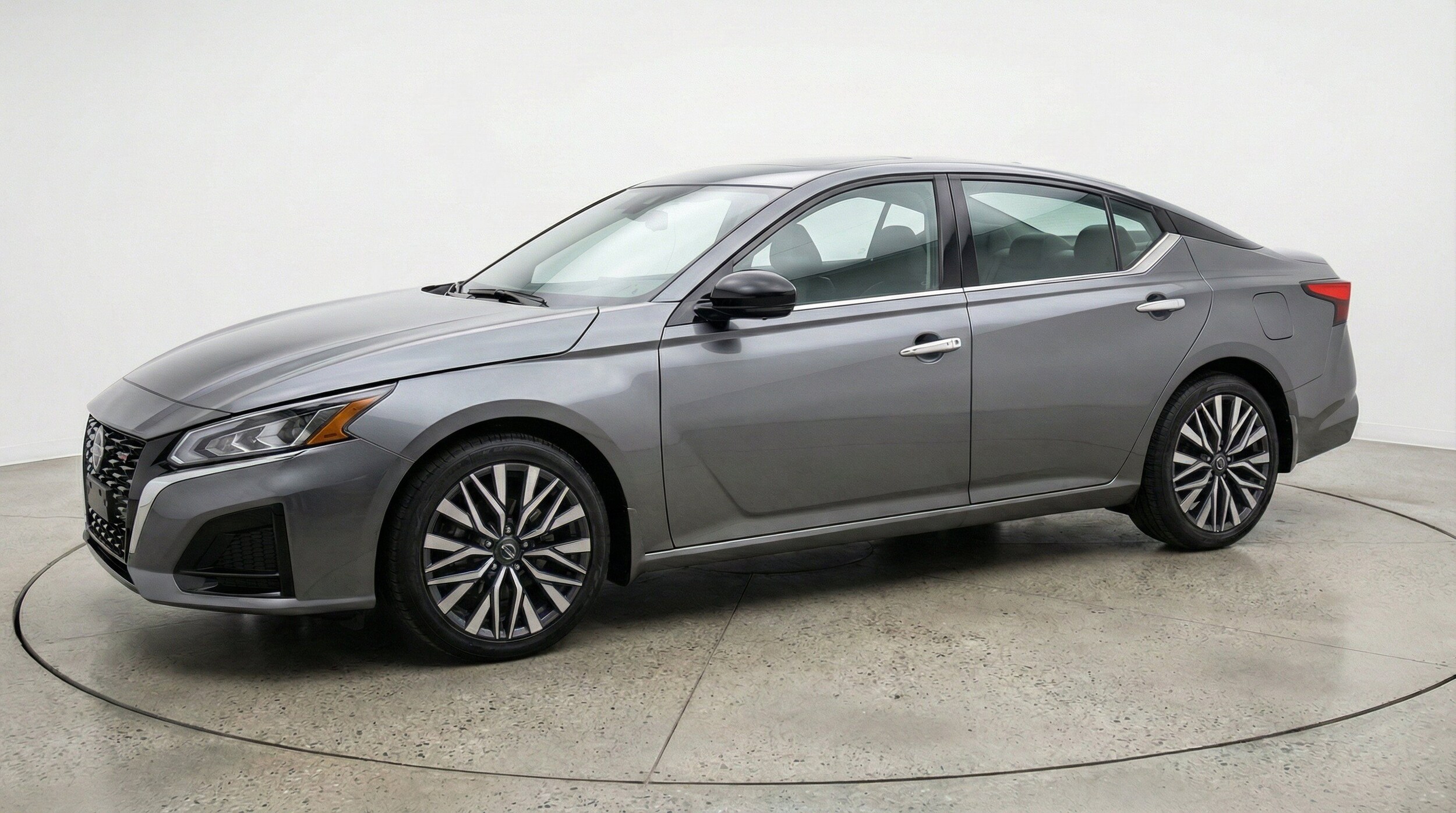 Thumbnail: 2025 Nissan Altima - 3