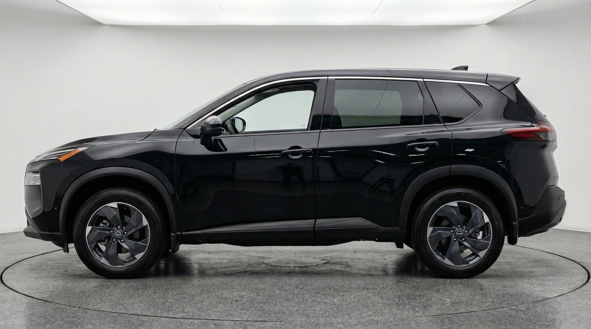 Thumbnail: 2025 Nissan Rogue - 5