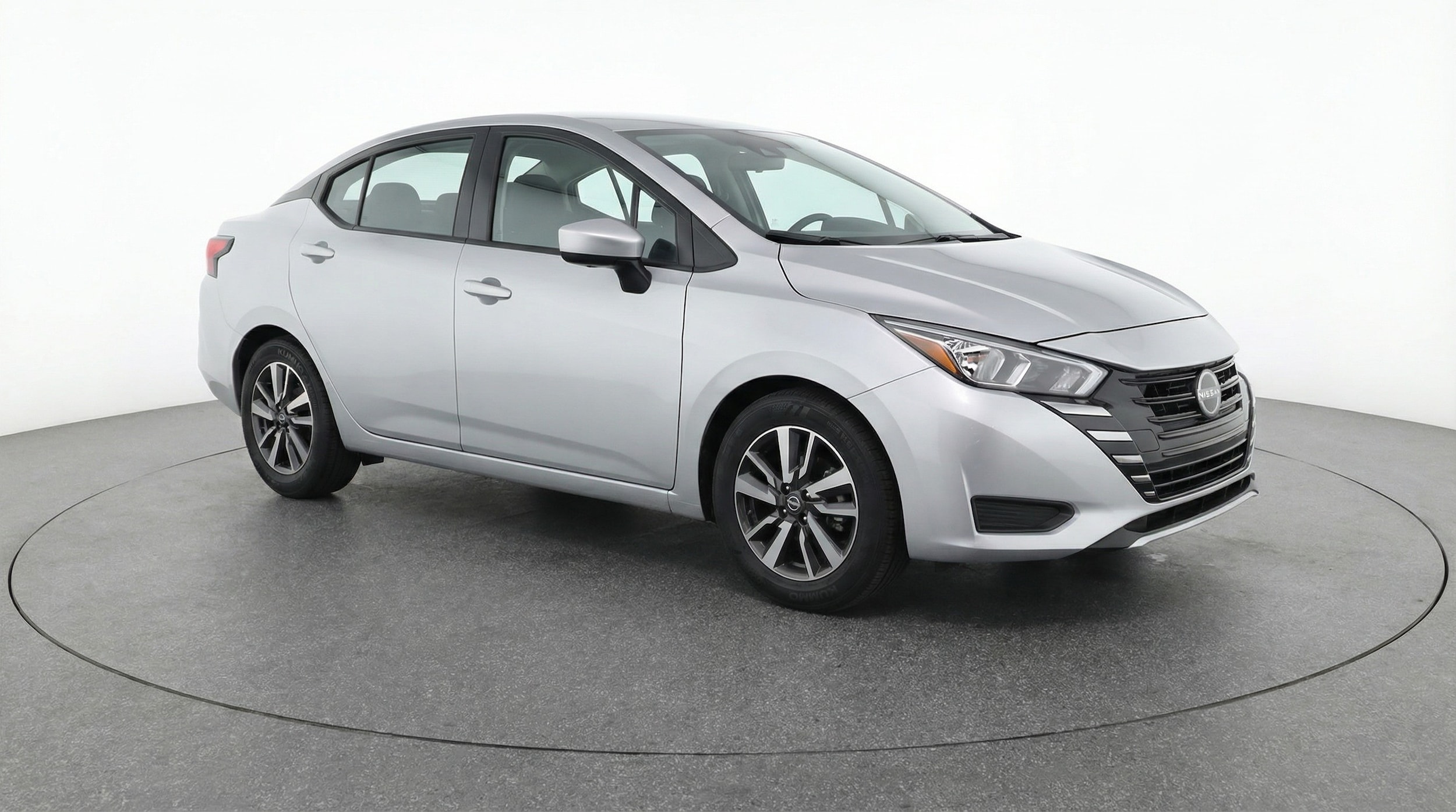 2025 Nissan Versa Sedan SV