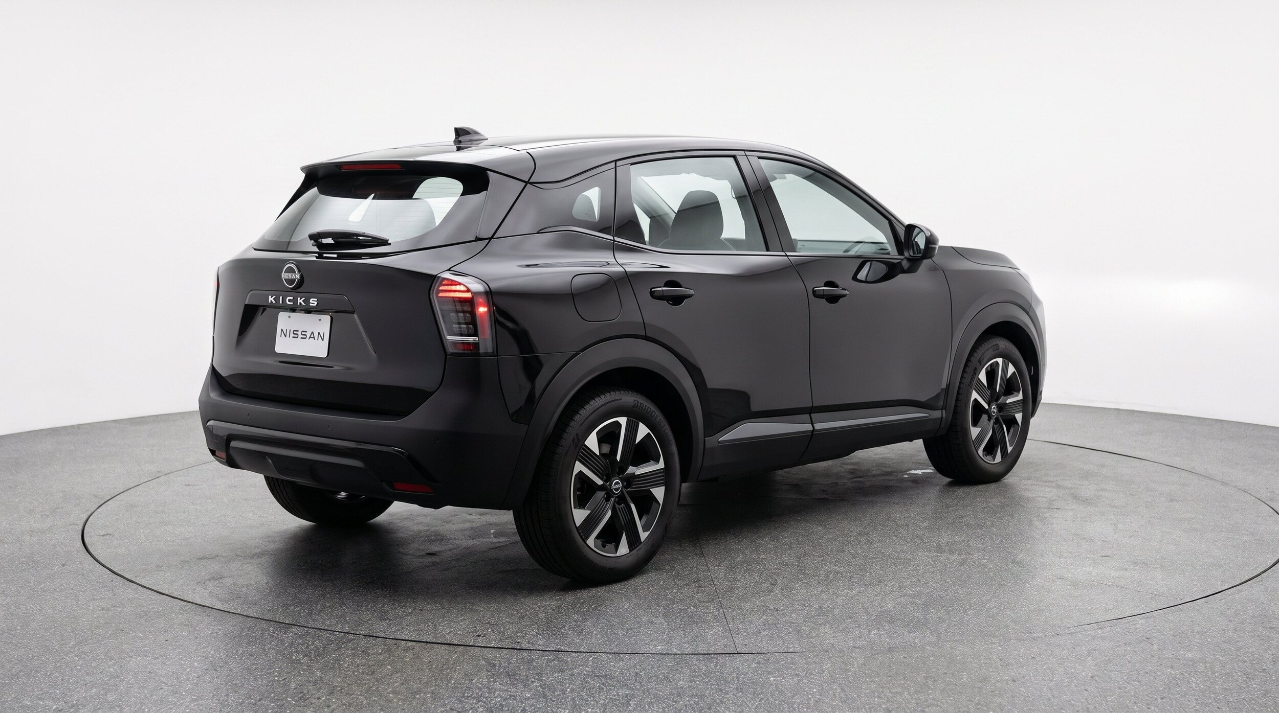 Thumbnail: 2026 Nissan Kicks - 9