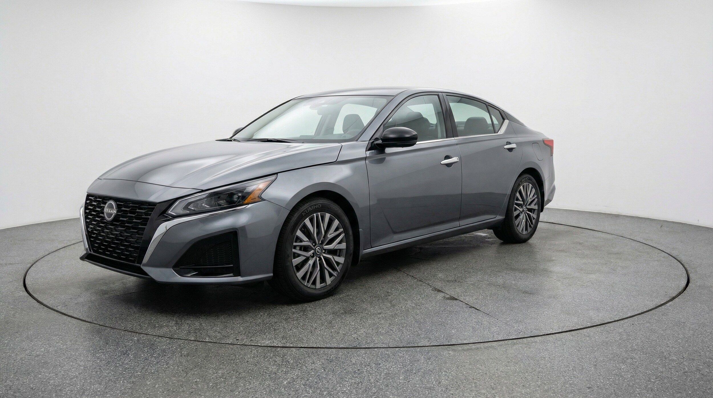 Thumbnail: 2025 Nissan Altima - 3