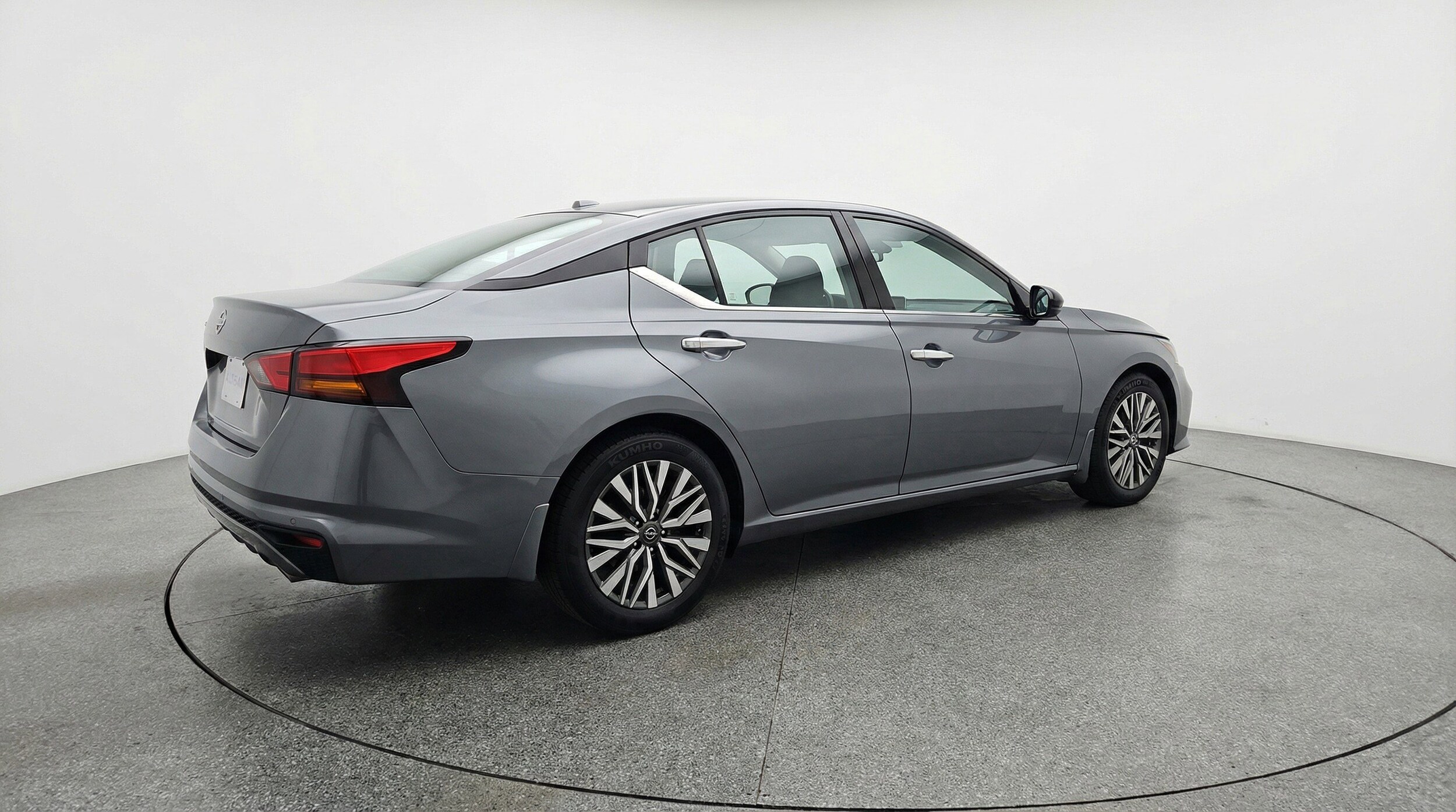 Thumbnail: 2025 Nissan Altima - 9