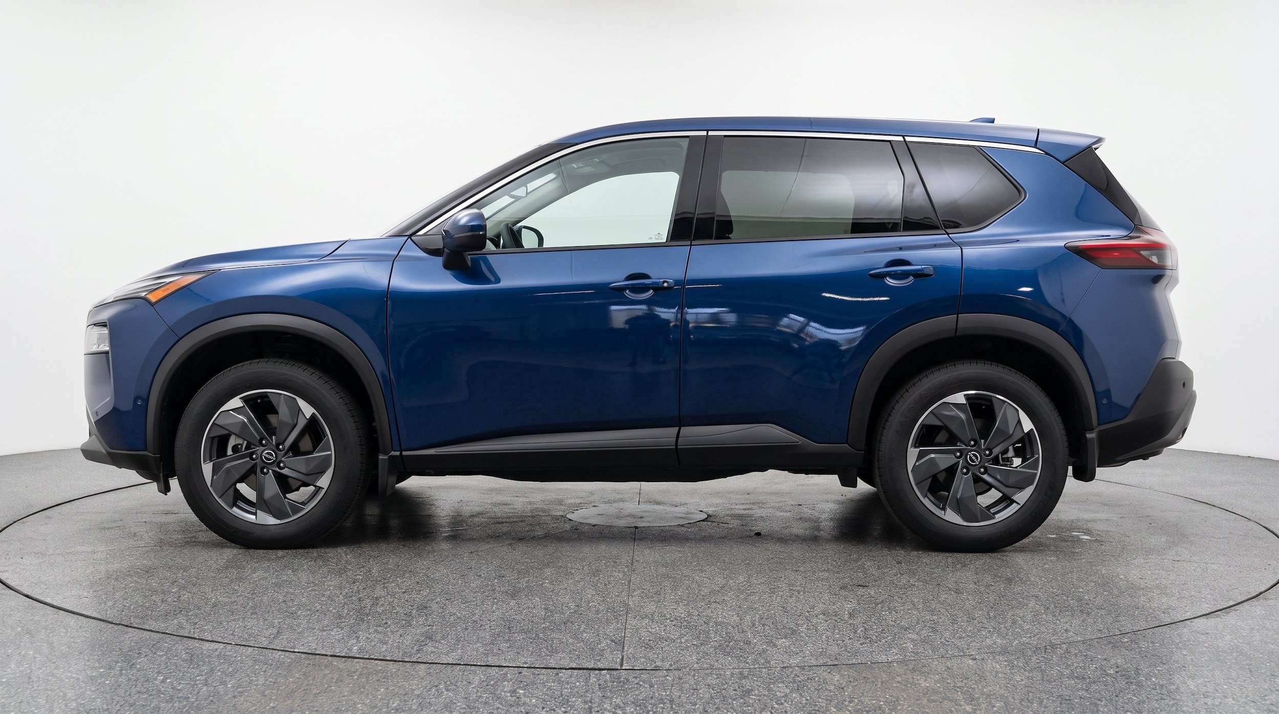 Thumbnail: 2025 Nissan Rogue - 5