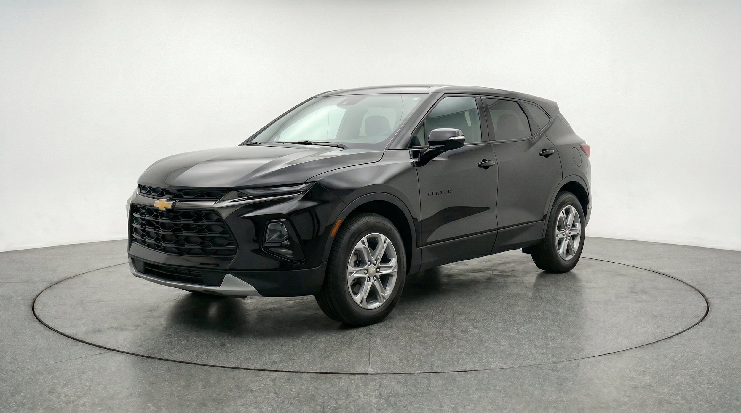 Thumbnail: 2026 Chevrolet Blazer - 3