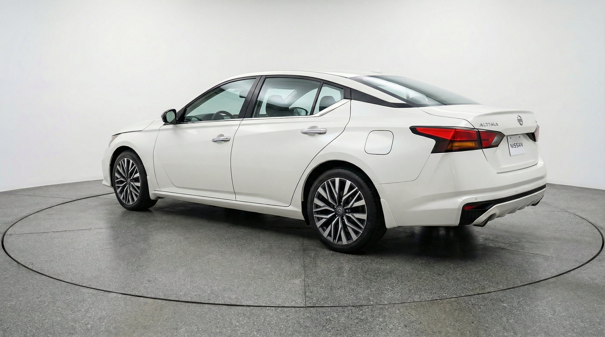 Thumbnail: 2025 Nissan Altima - 6