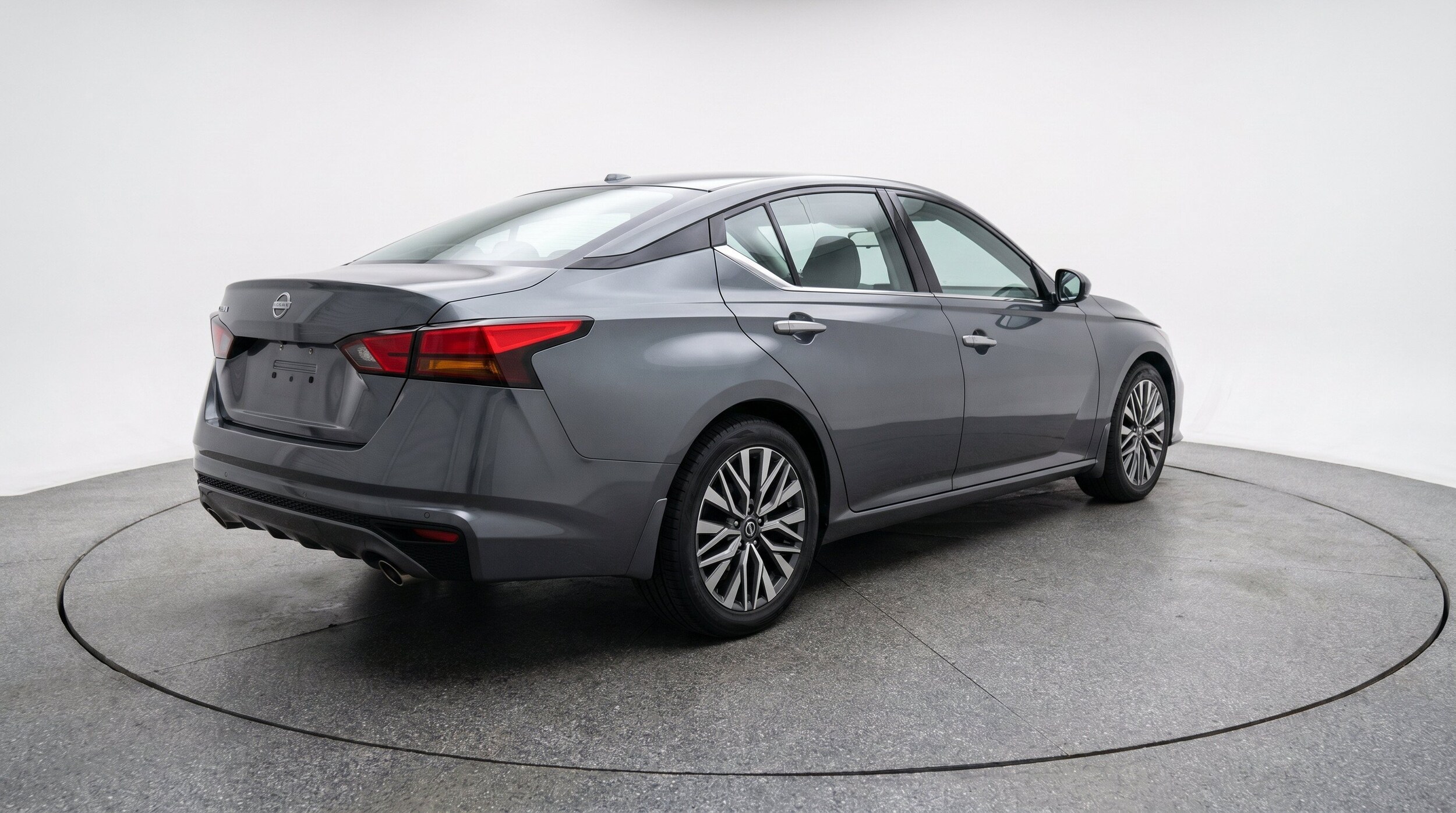 Thumbnail: 2025 Nissan Altima - 9