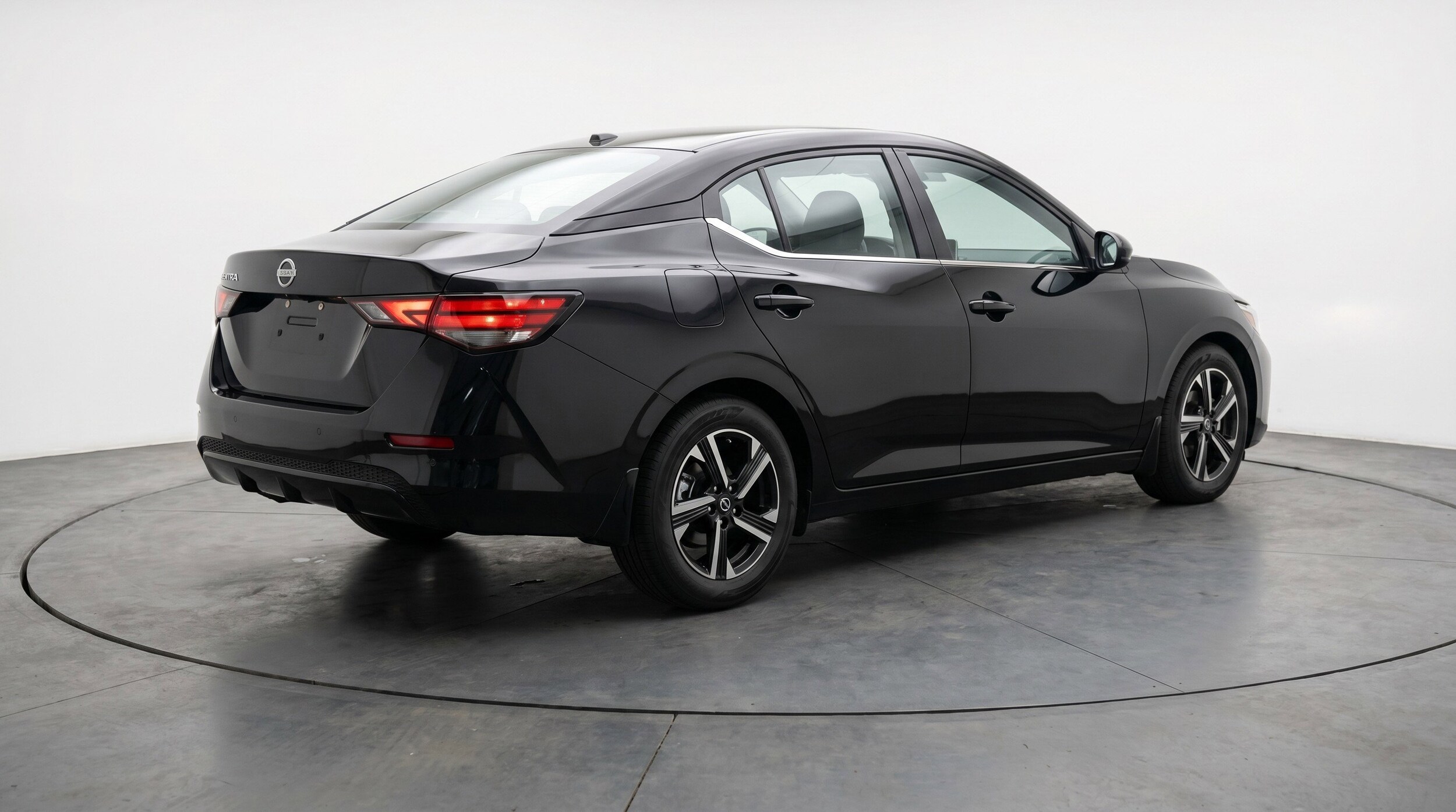 Thumbnail: 2025 Nissan Sentra - 9