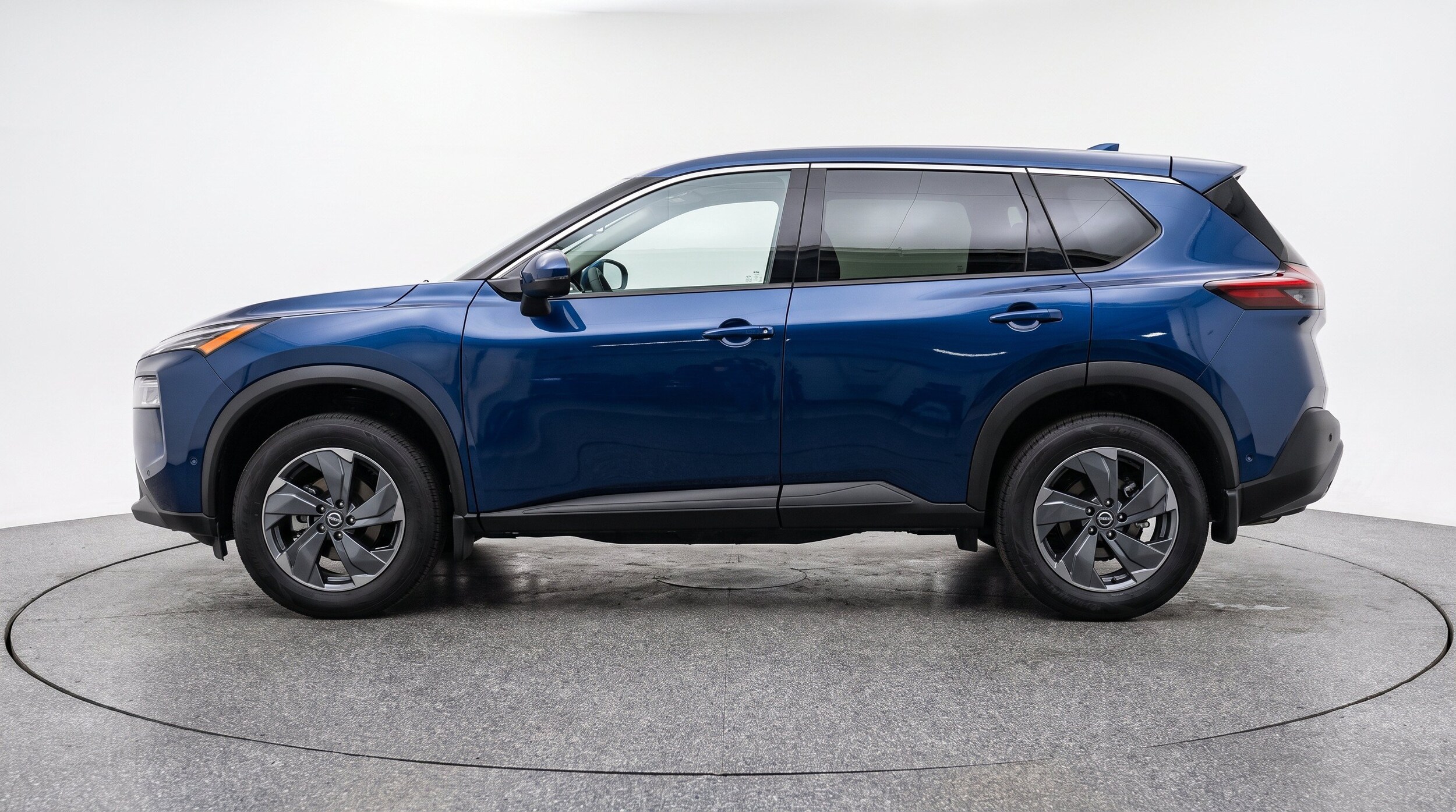 Thumbnail: 2025 Nissan Rogue - 5