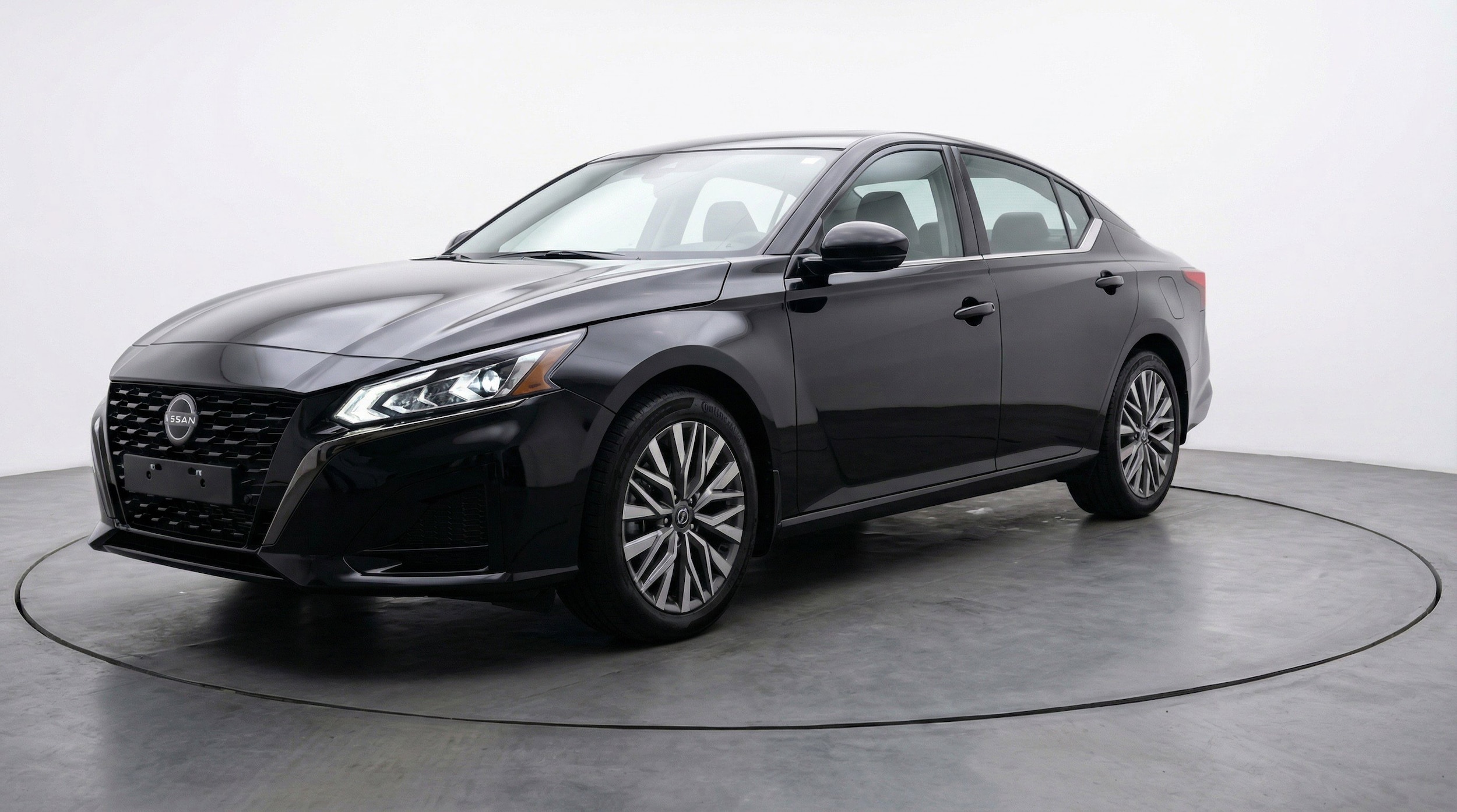 Thumbnail: 2025 Nissan Altima - 3