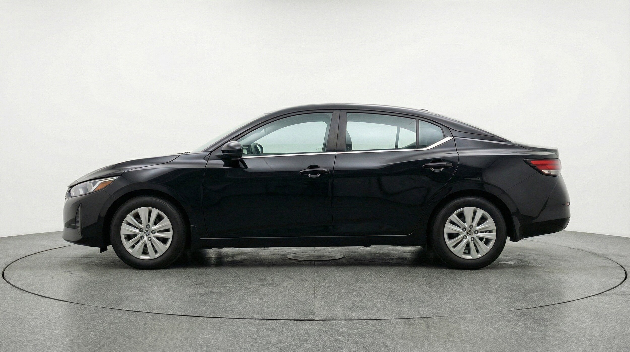 Thumbnail: 2025 Nissan Sentra - 5