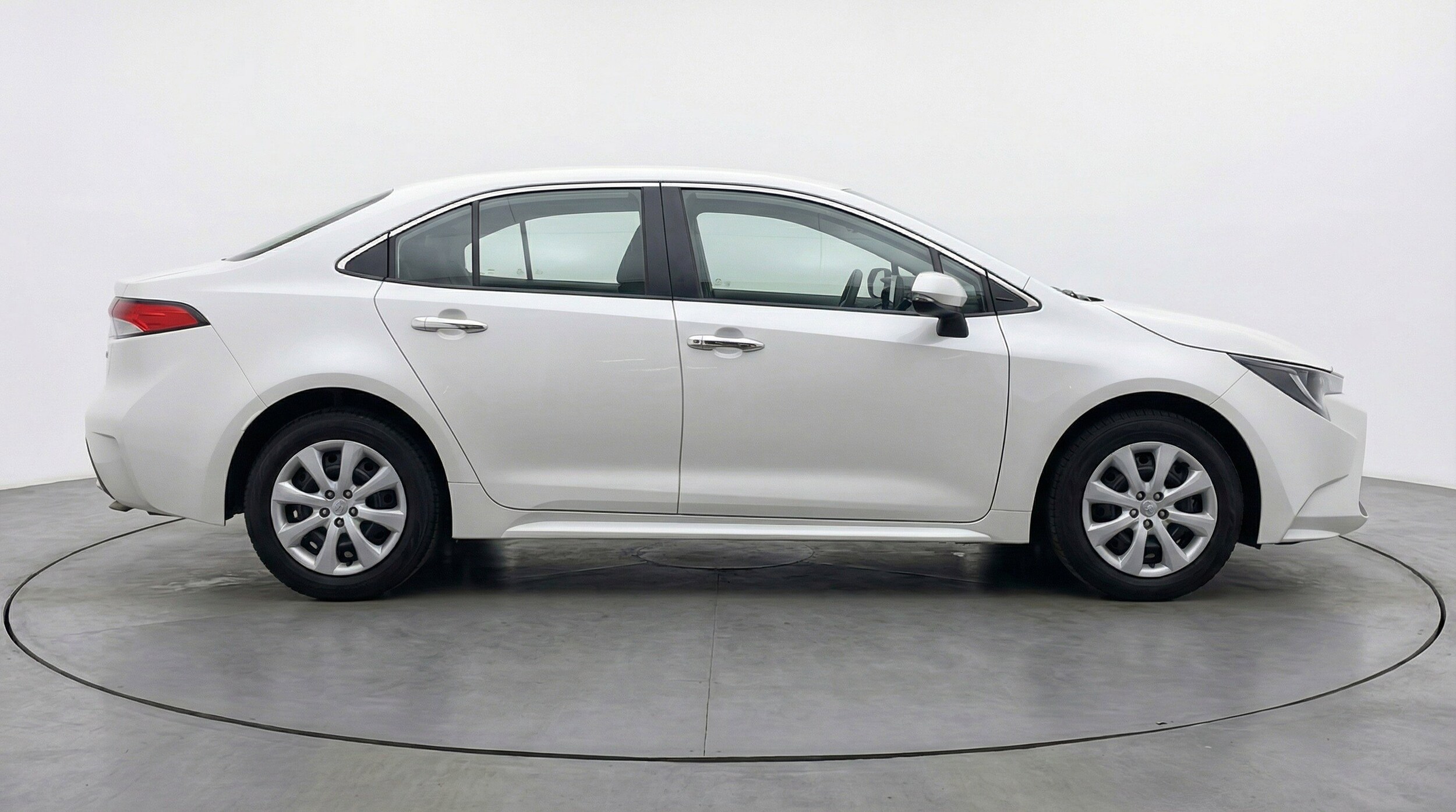 Thumbnail: 2025 Toyota Corolla - 11