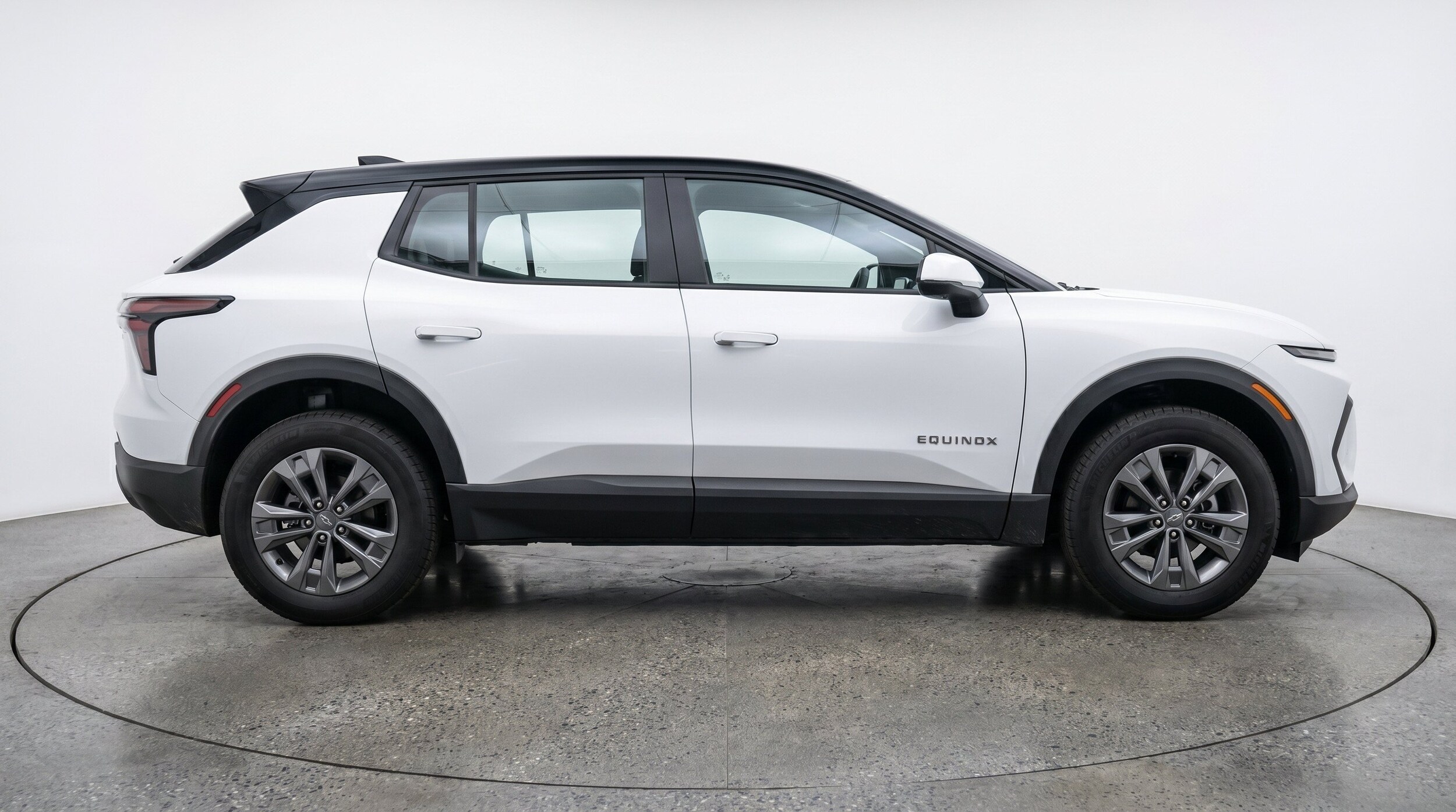 Thumbnail: 2025 Chevrolet Equinox - 11