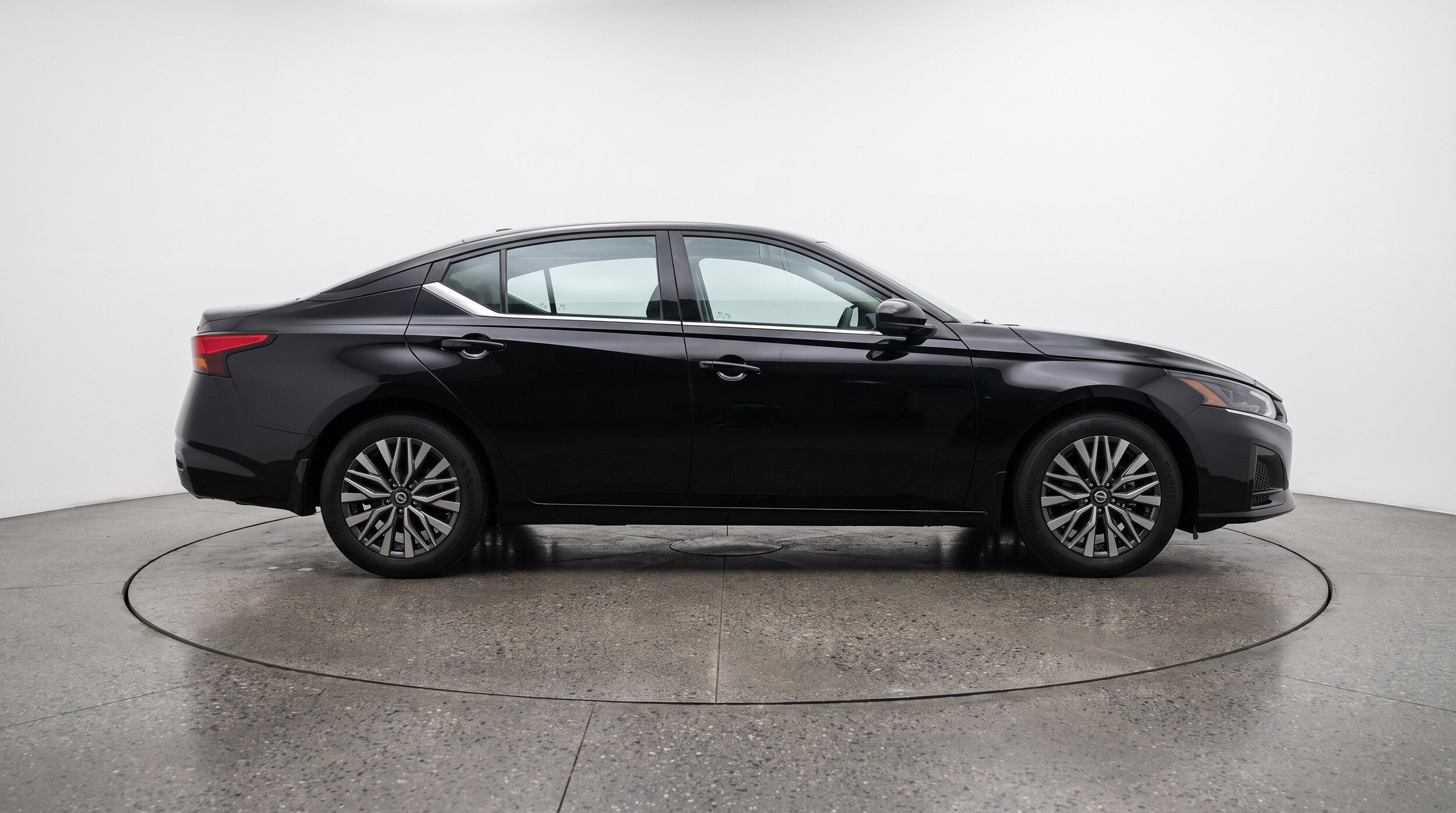 Thumbnail: 2025 Nissan Altima - 11