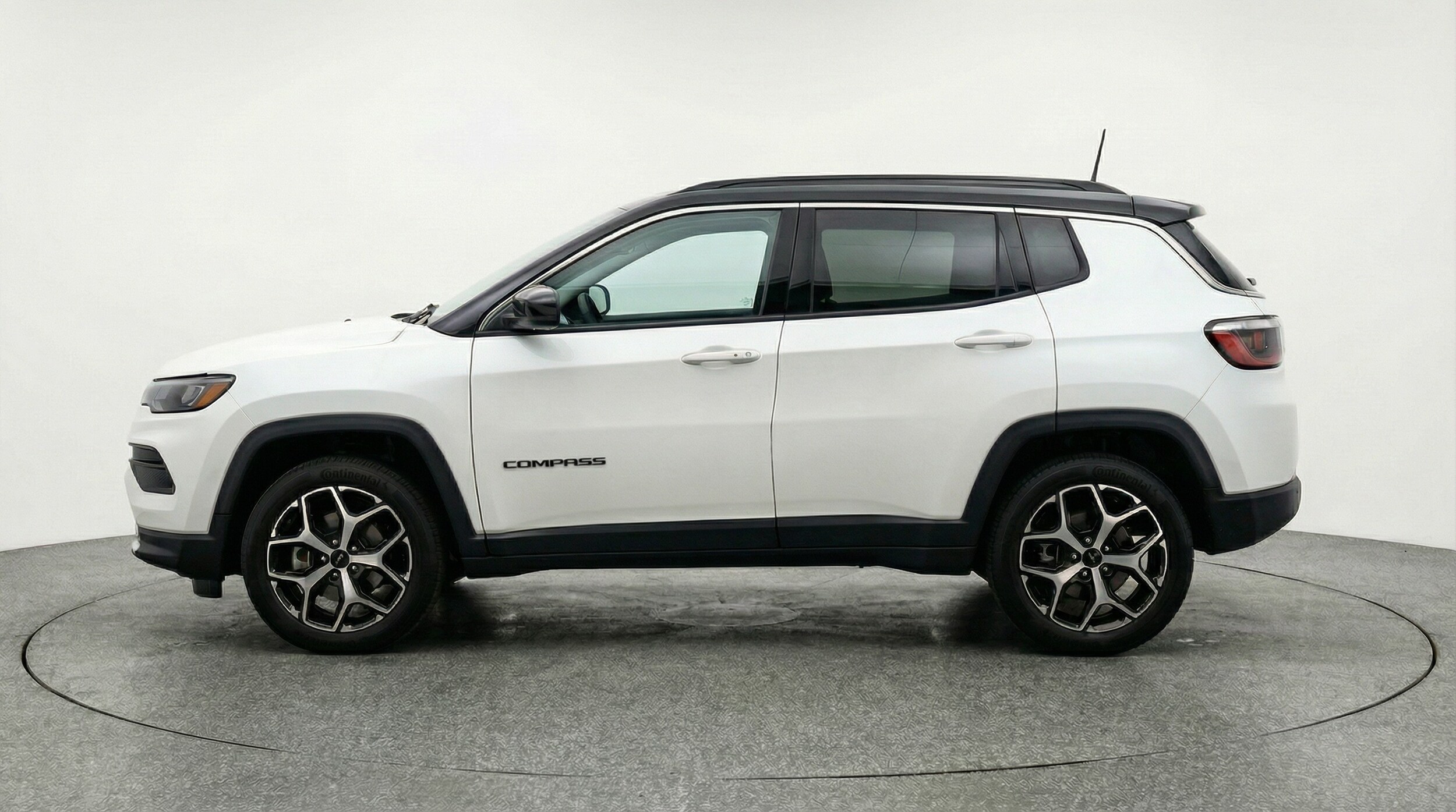 Thumbnail: 2025 Jeep Compass - 4