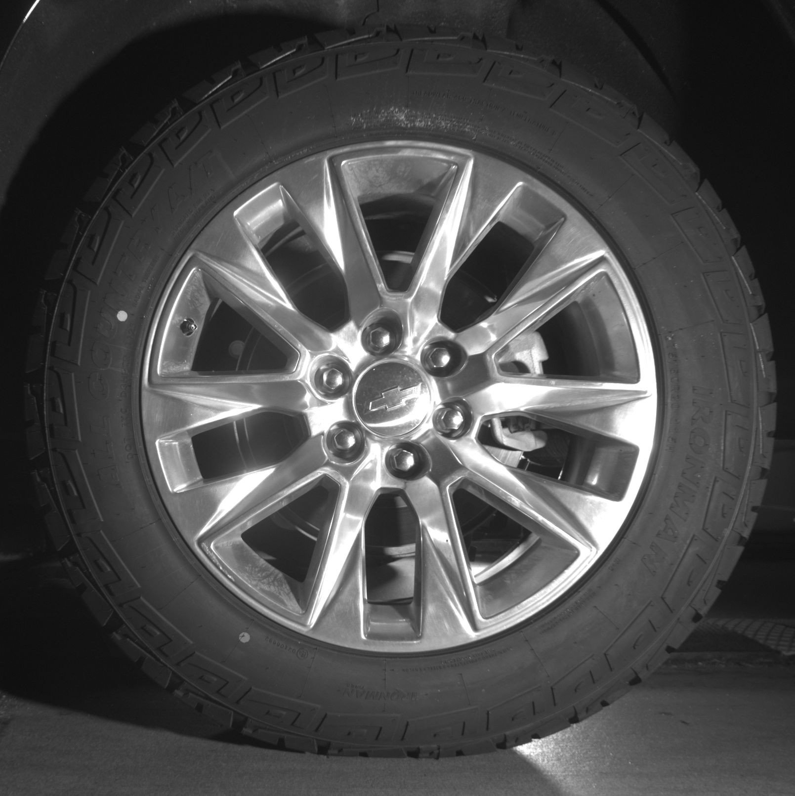 Thumbnail: 2023 Chevrolet Suburban - 14